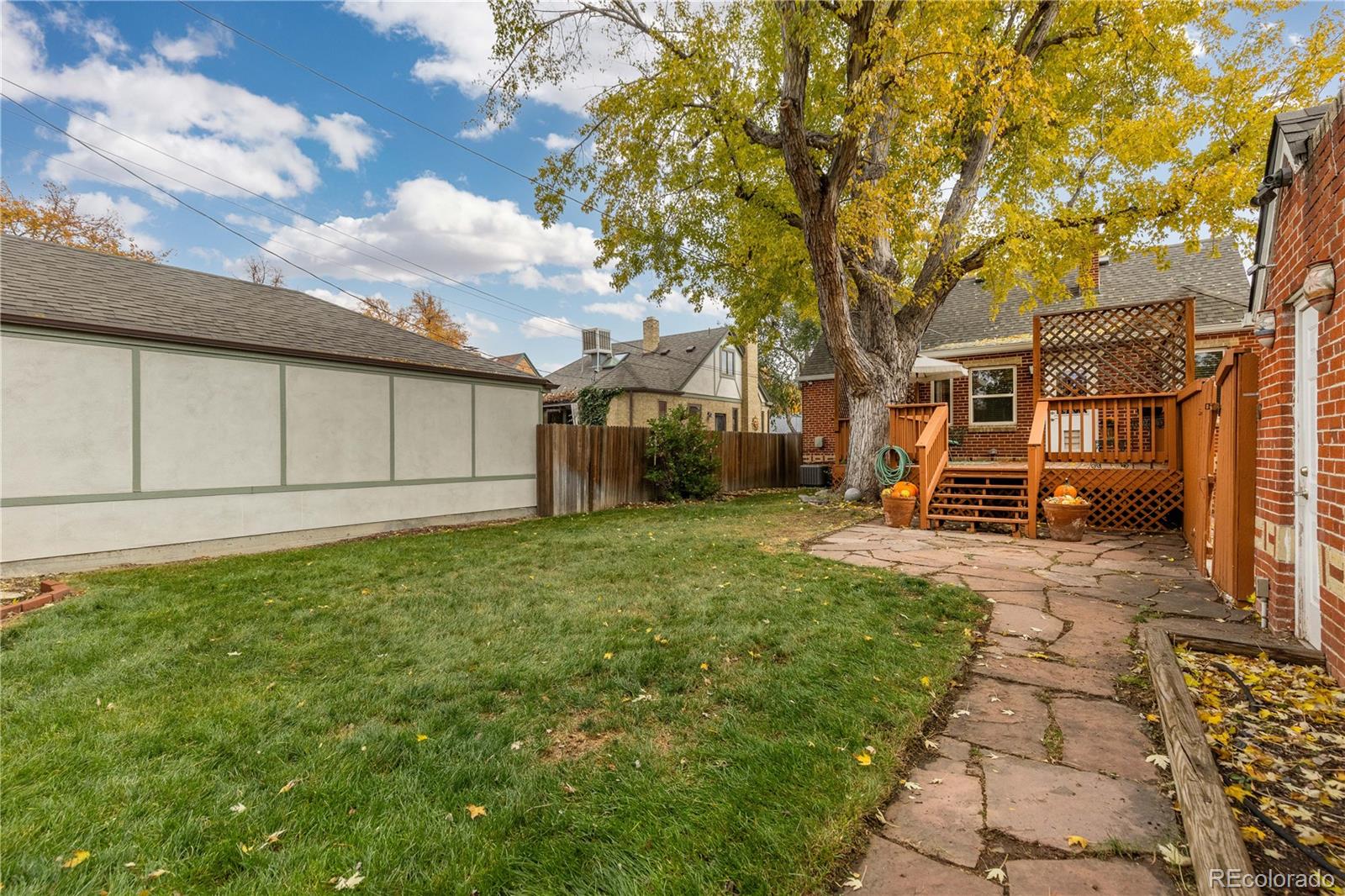 MLS Image #47 for 1545  newport street,denver, Colorado