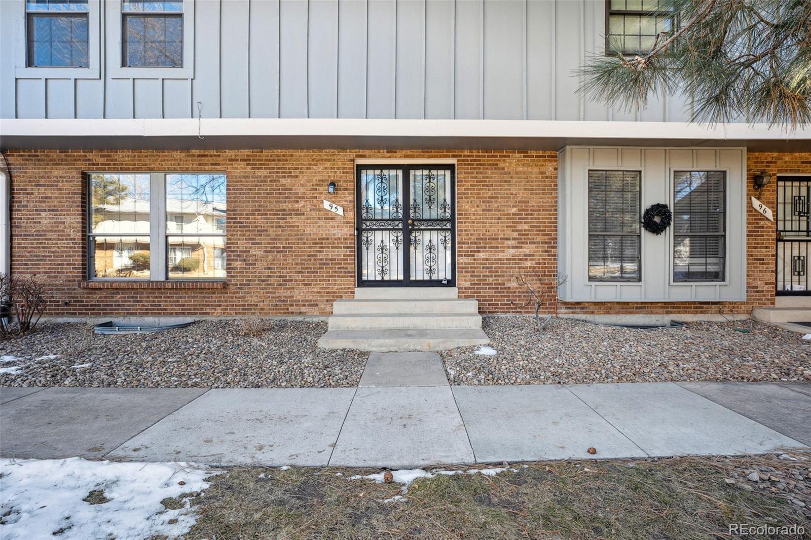 MLS Image #33 for 10360 e jewell avenue,aurora, Colorado