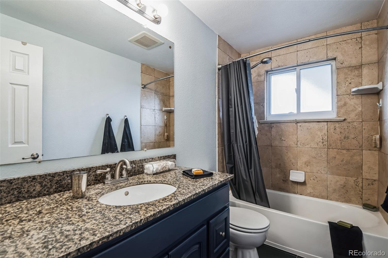 MLS Image #10 for 8089  greenwood boulevard,denver, Colorado