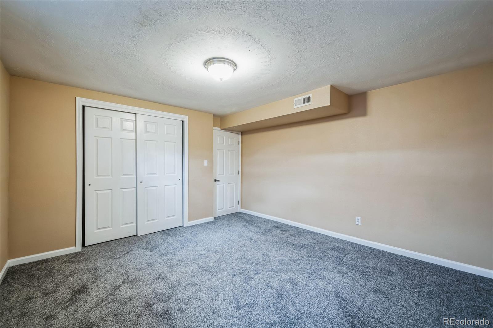 MLS Image #17 for 8089  greenwood boulevard,denver, Colorado