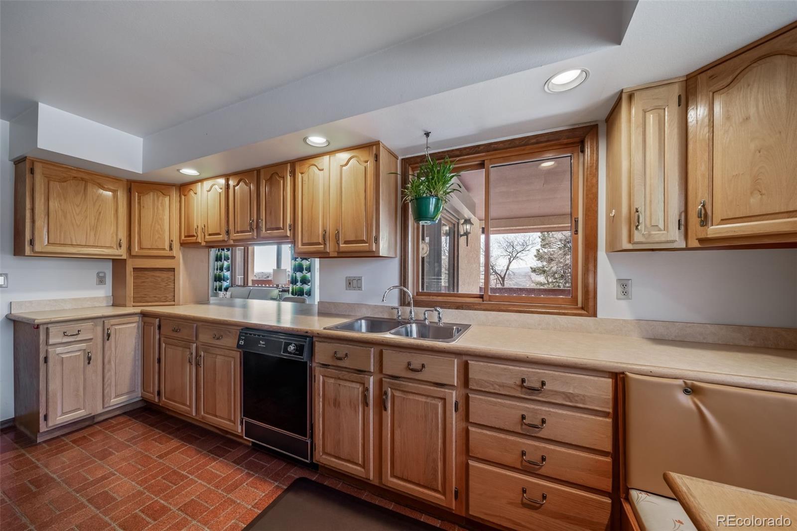 MLS Image #9 for 425  mesa vista court,colorado springs, Colorado