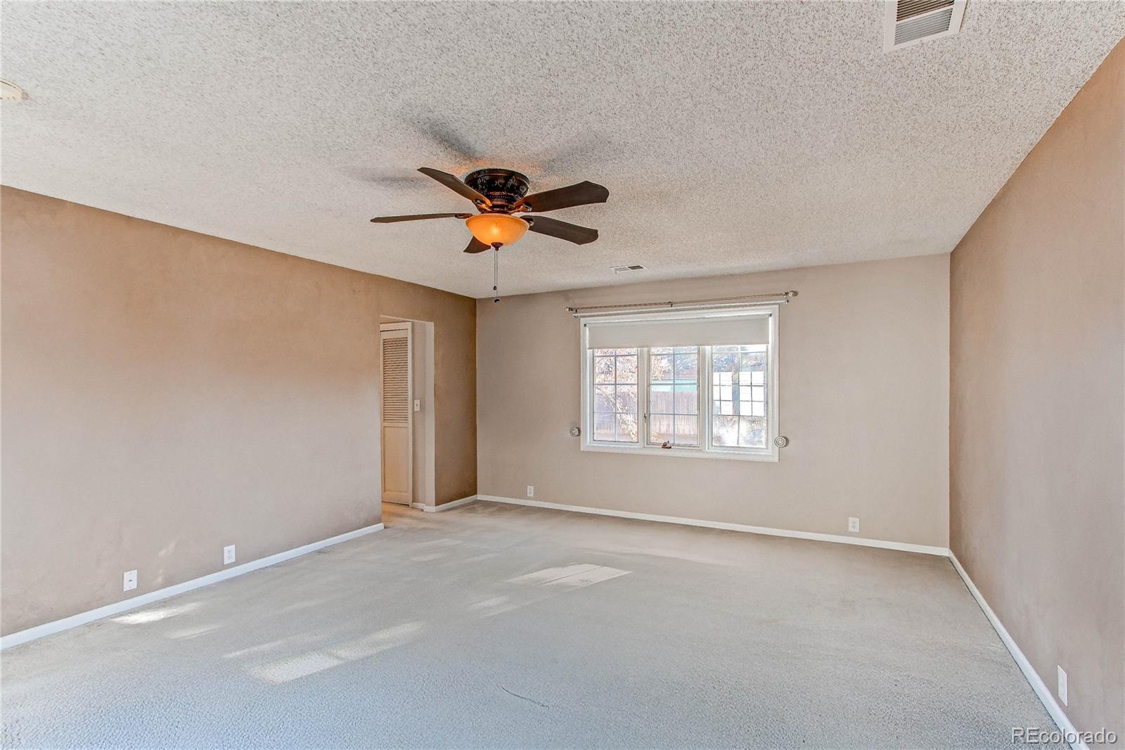 MLS Image #26 for 4505 s yosemite street,denver, Colorado