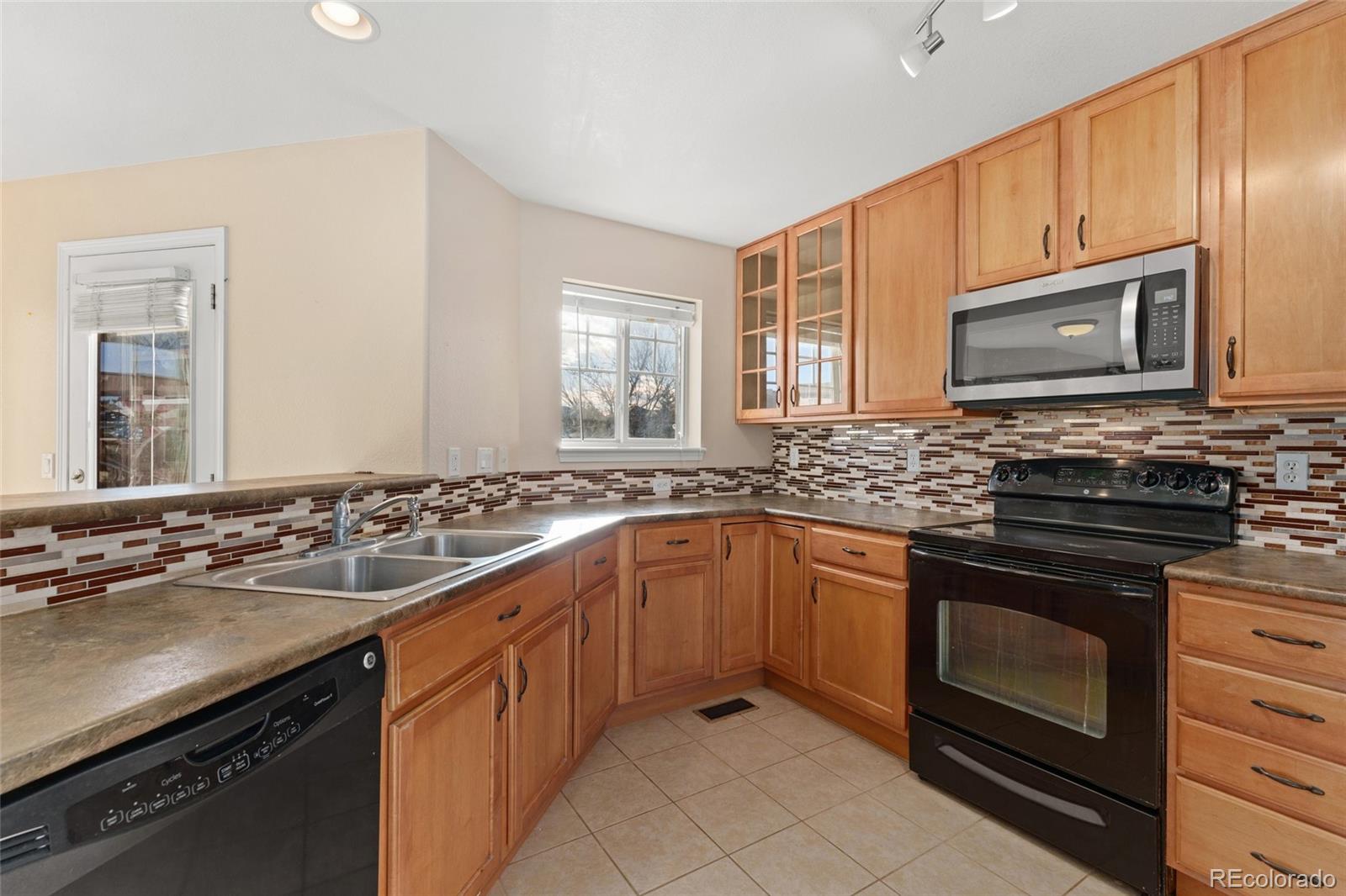 MLS Image #9 for 7546 s quatar way,aurora, Colorado