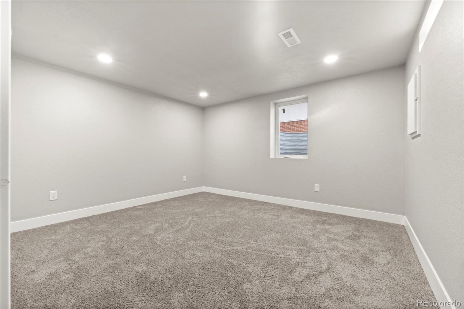 MLS Image #17 for 129 w 81st place,denver, Colorado