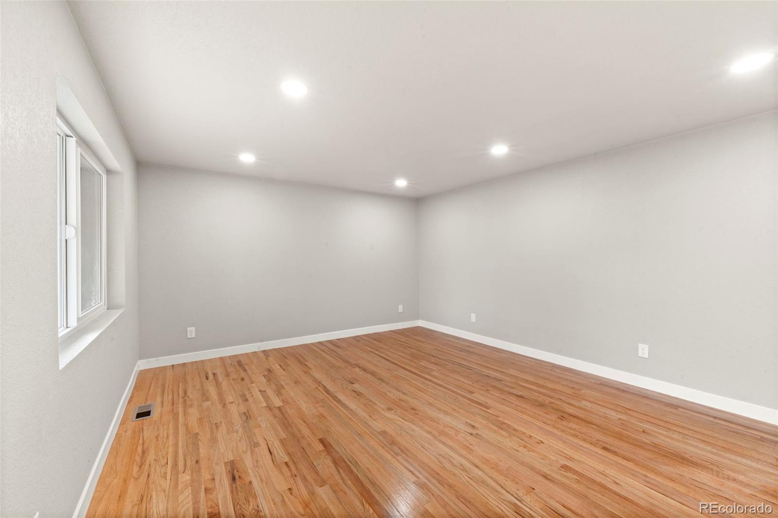 MLS Image #2 for 129 w 81st place,denver, Colorado