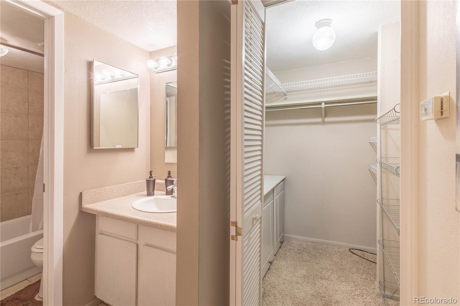 MLS Image #13 for 5300 e cherry creek south drive 905,denver, Colorado