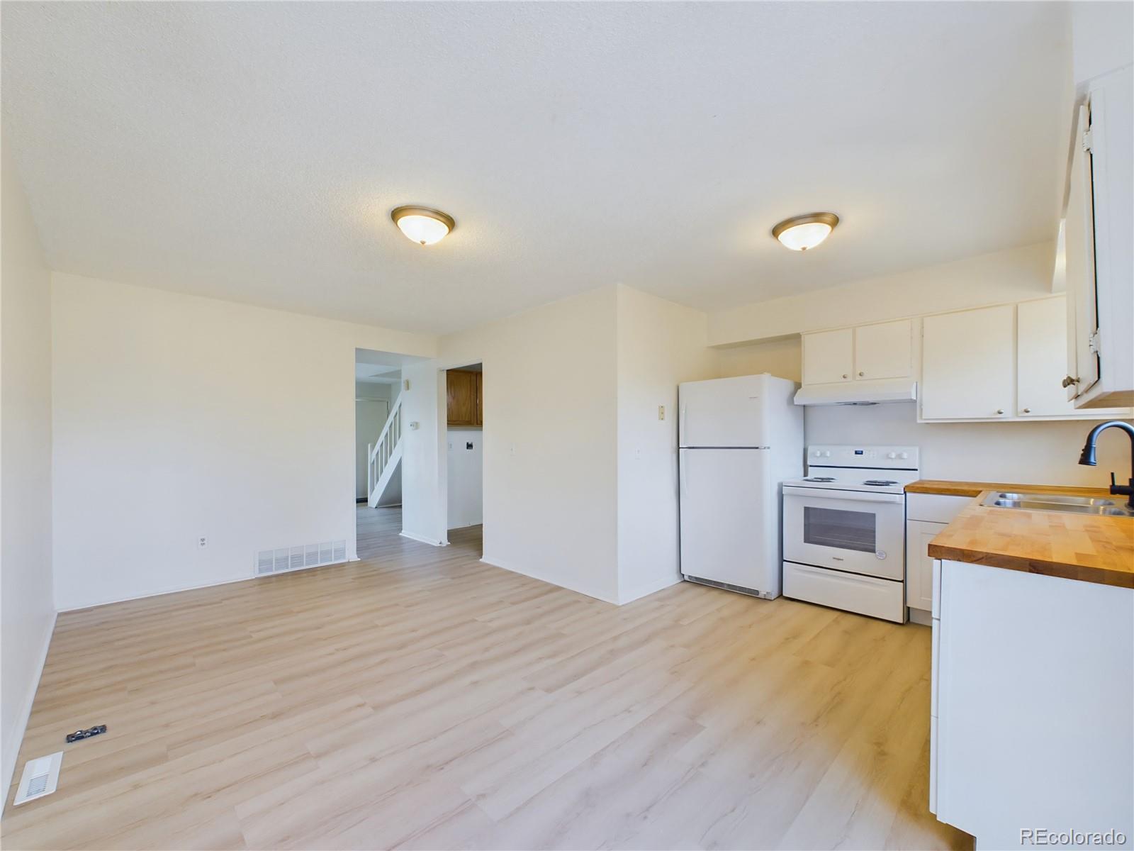 MLS Image #8 for 2115  coronado pkyn ,denver, Colorado