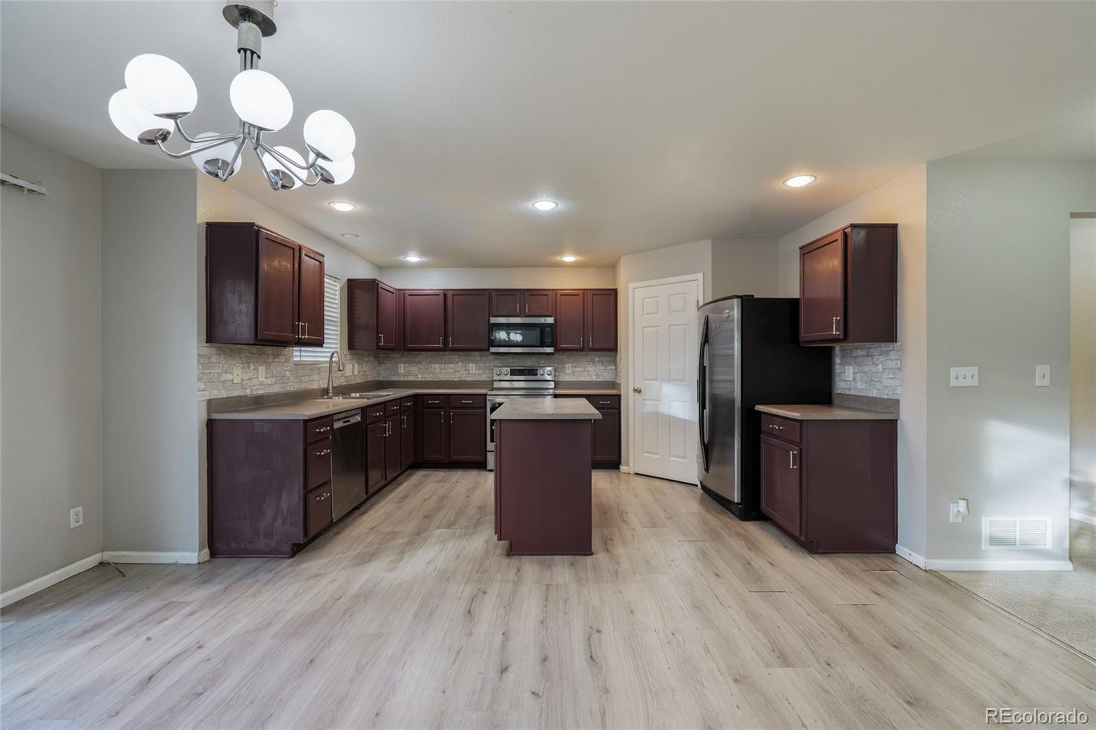 MLS Image #2 for 10049  granby drive,commerce city, Colorado