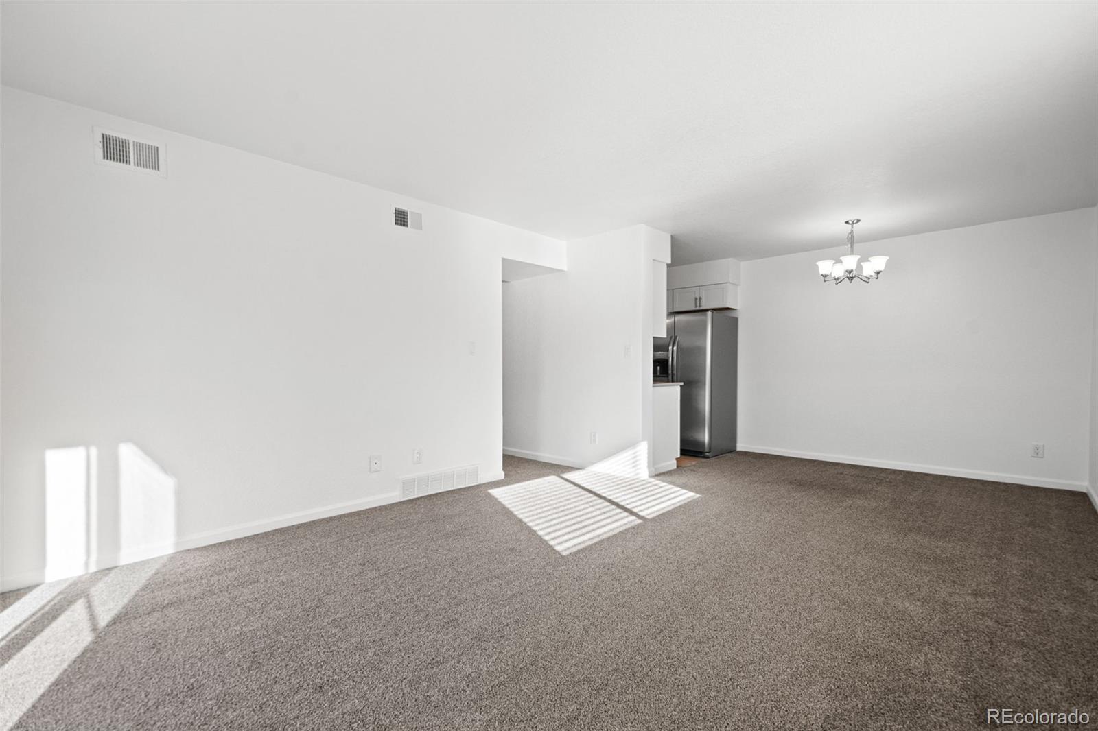 MLS Image #14 for 230 e highline circle,centennial, Colorado