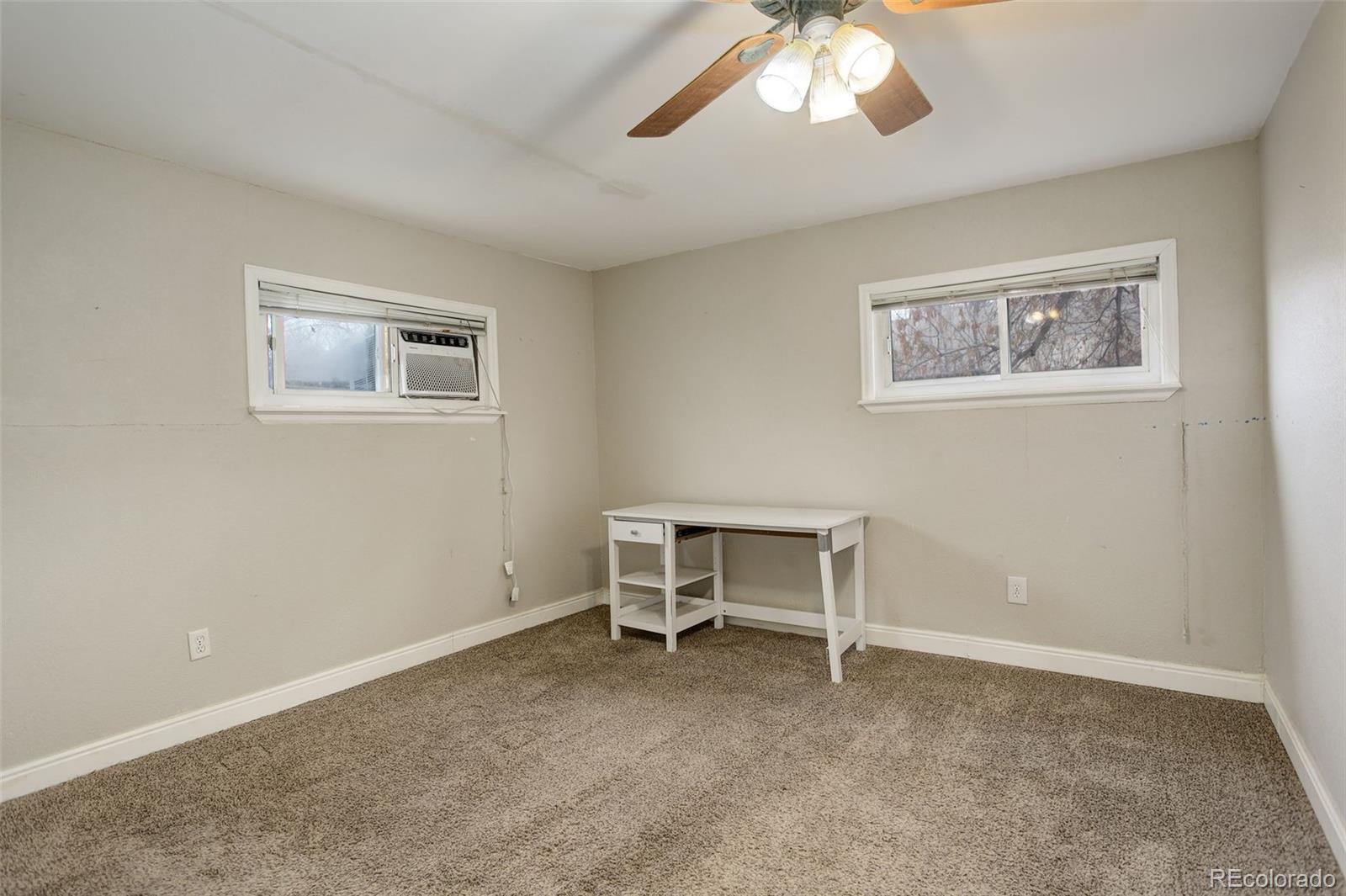 MLS Image #8 for 3052 s grape way,denver, Colorado