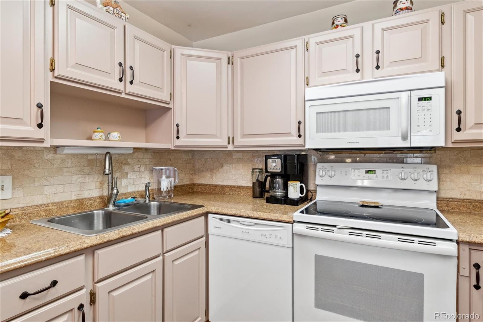 MLS Image #1 for 620 s alton way 7a,denver, Colorado