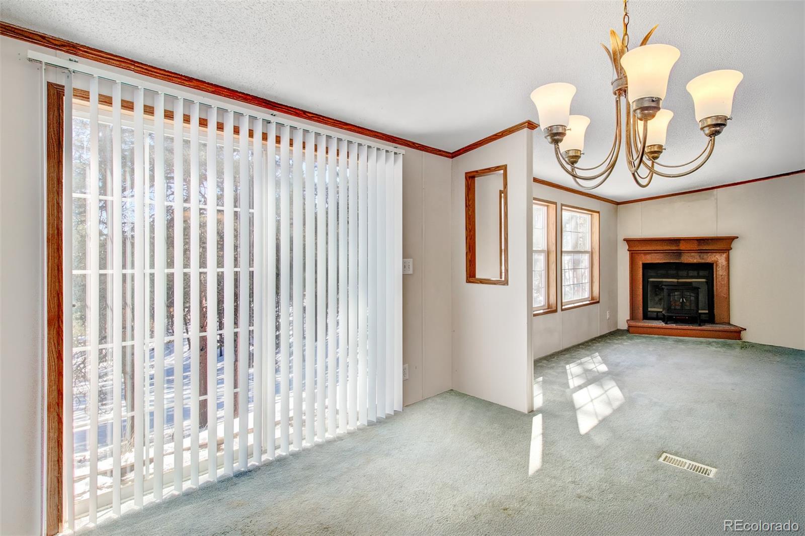 MLS Image #11 for 2610  pikes peak drive,florissant, Colorado