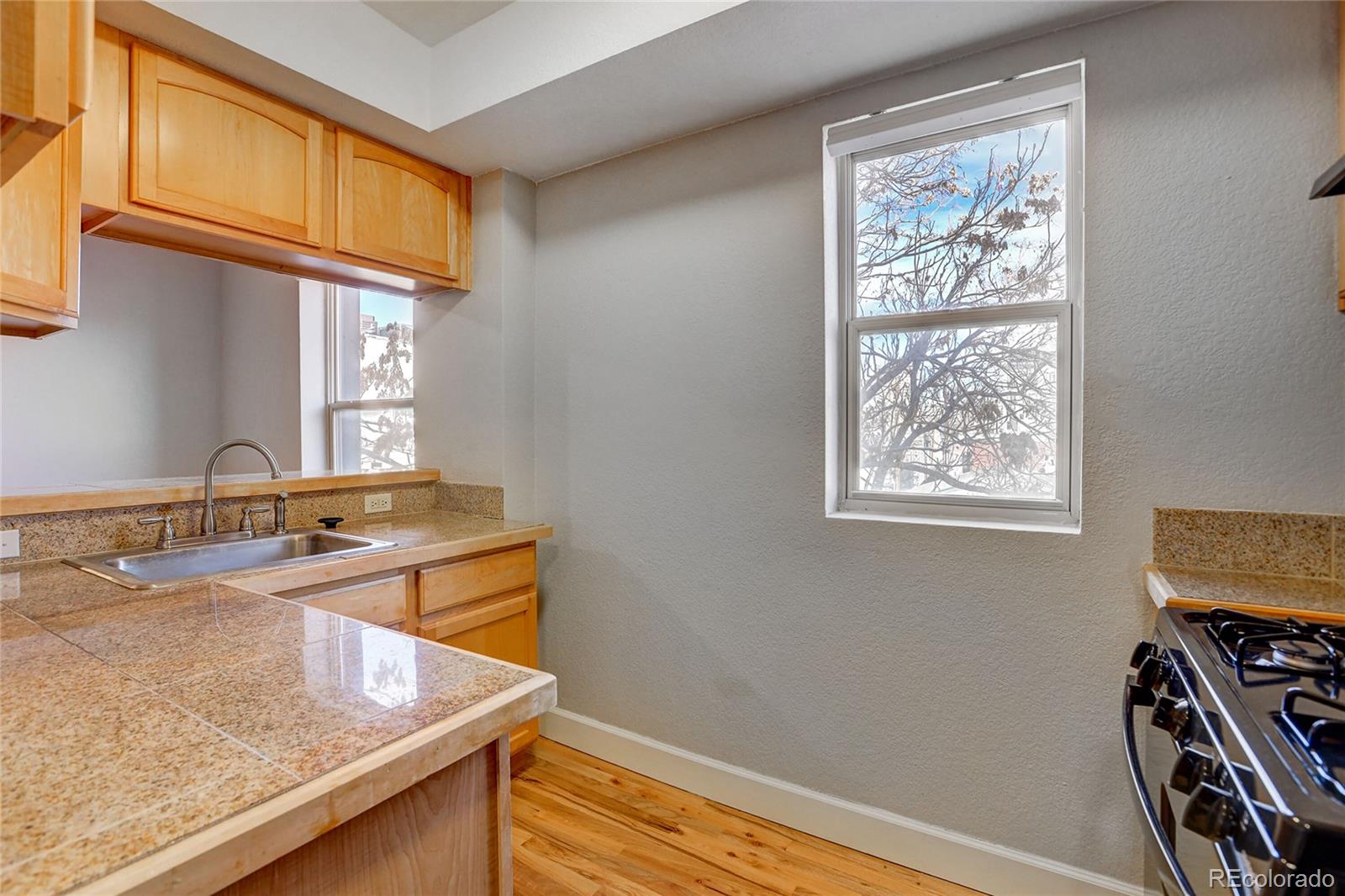 MLS Image #12 for 1629 n clarkson street 28,denver, Colorado