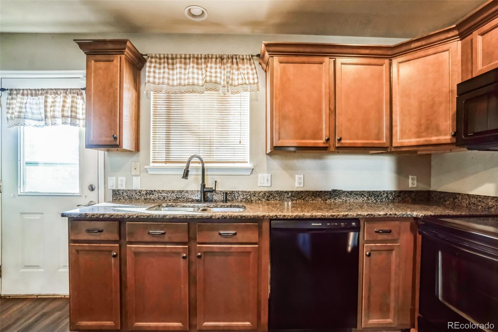 MLS Image #11 for 18522 e linvale place,aurora, Colorado