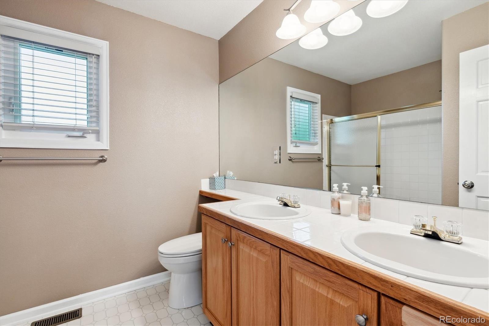 MLS Image #28 for 5627 s idalia street,centennial, Colorado