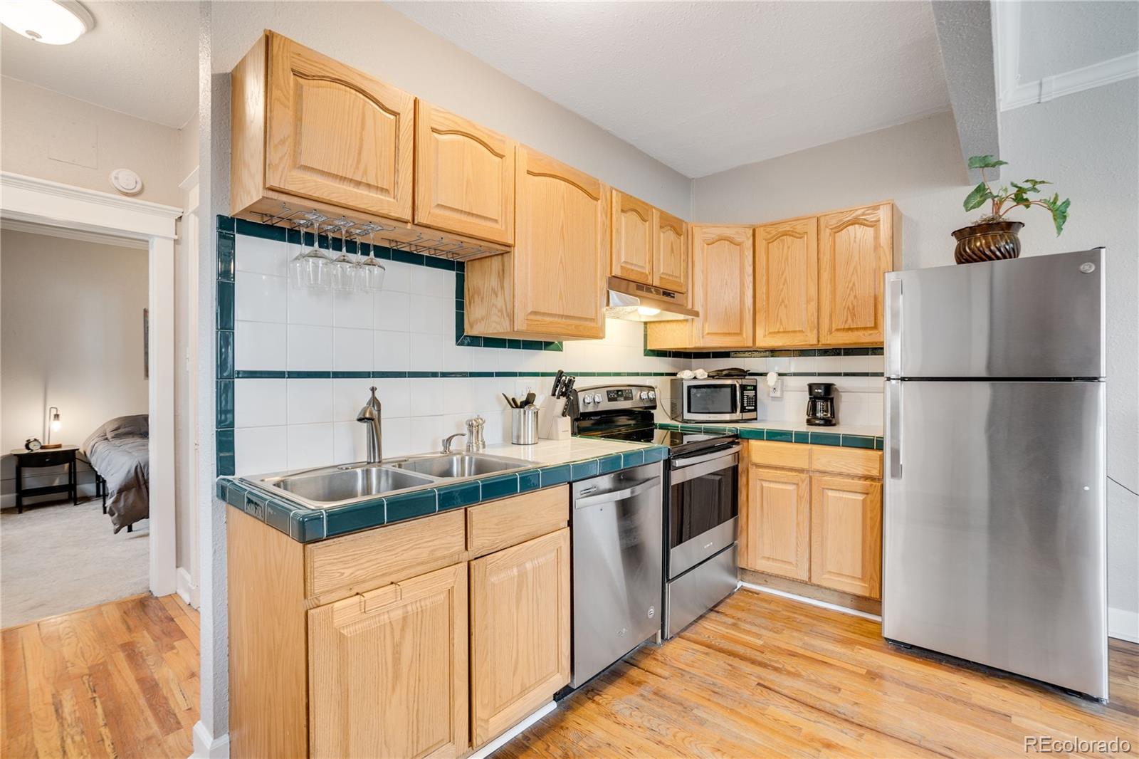 MLS Image #11 for 1341 n washington street 4,denver, Colorado