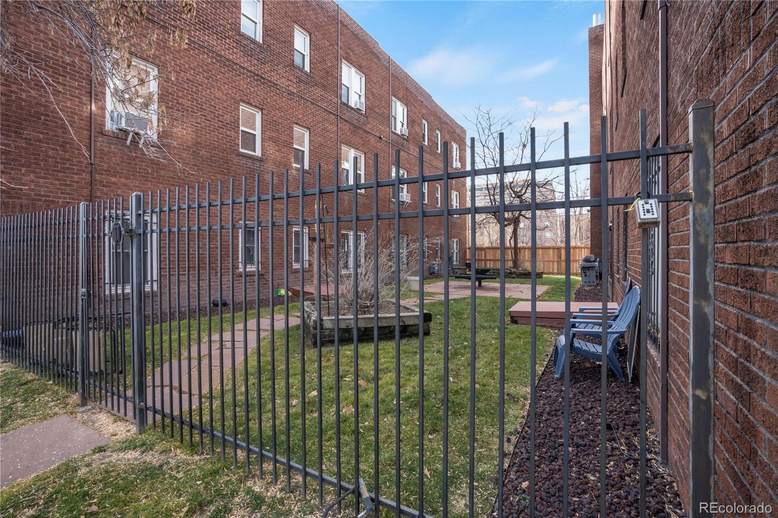 MLS Image #26 for 1341 n washington street 4,denver, Colorado