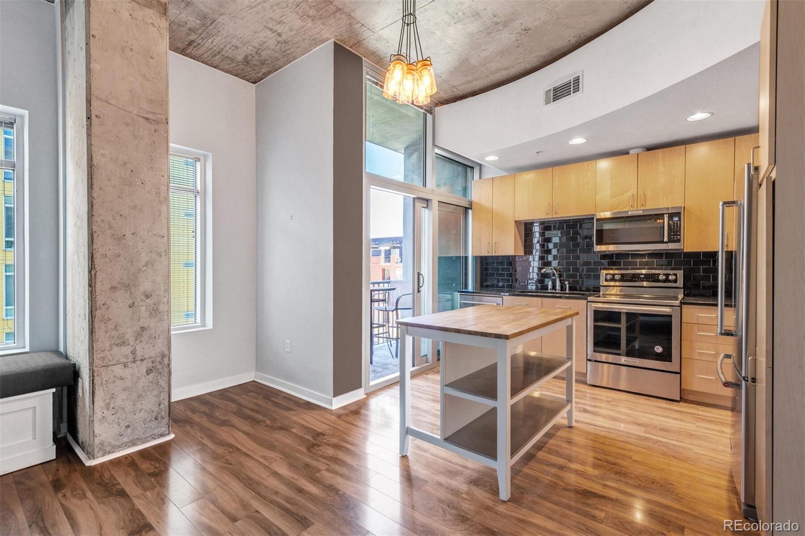 MLS Image #11 for 1700  bassett street 502,denver, Colorado