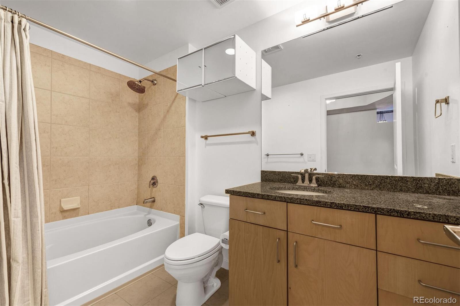 MLS Image #15 for 1700  bassett street 502,denver, Colorado