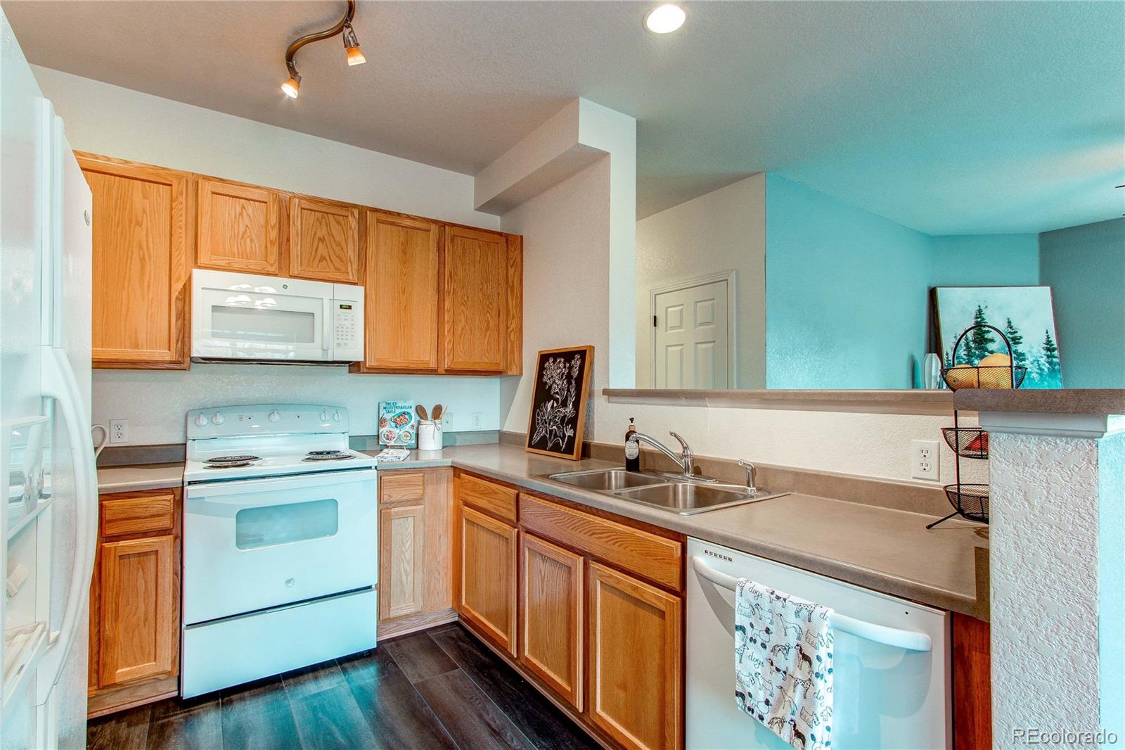 MLS Image #8 for 9350  amison circle 101,parker, Colorado