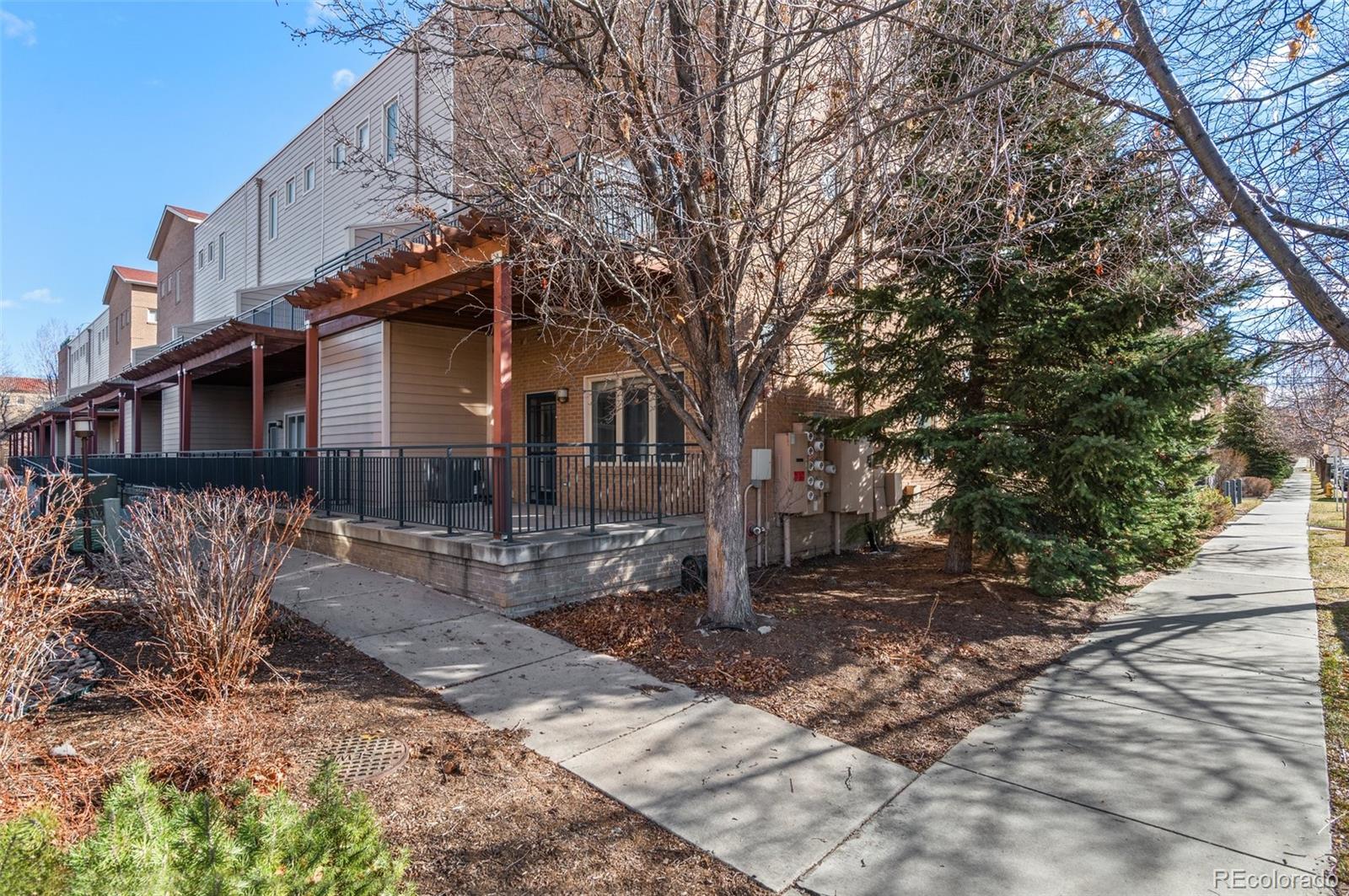 MLS Image #20 for 220  roslyn street 701,denver, Colorado