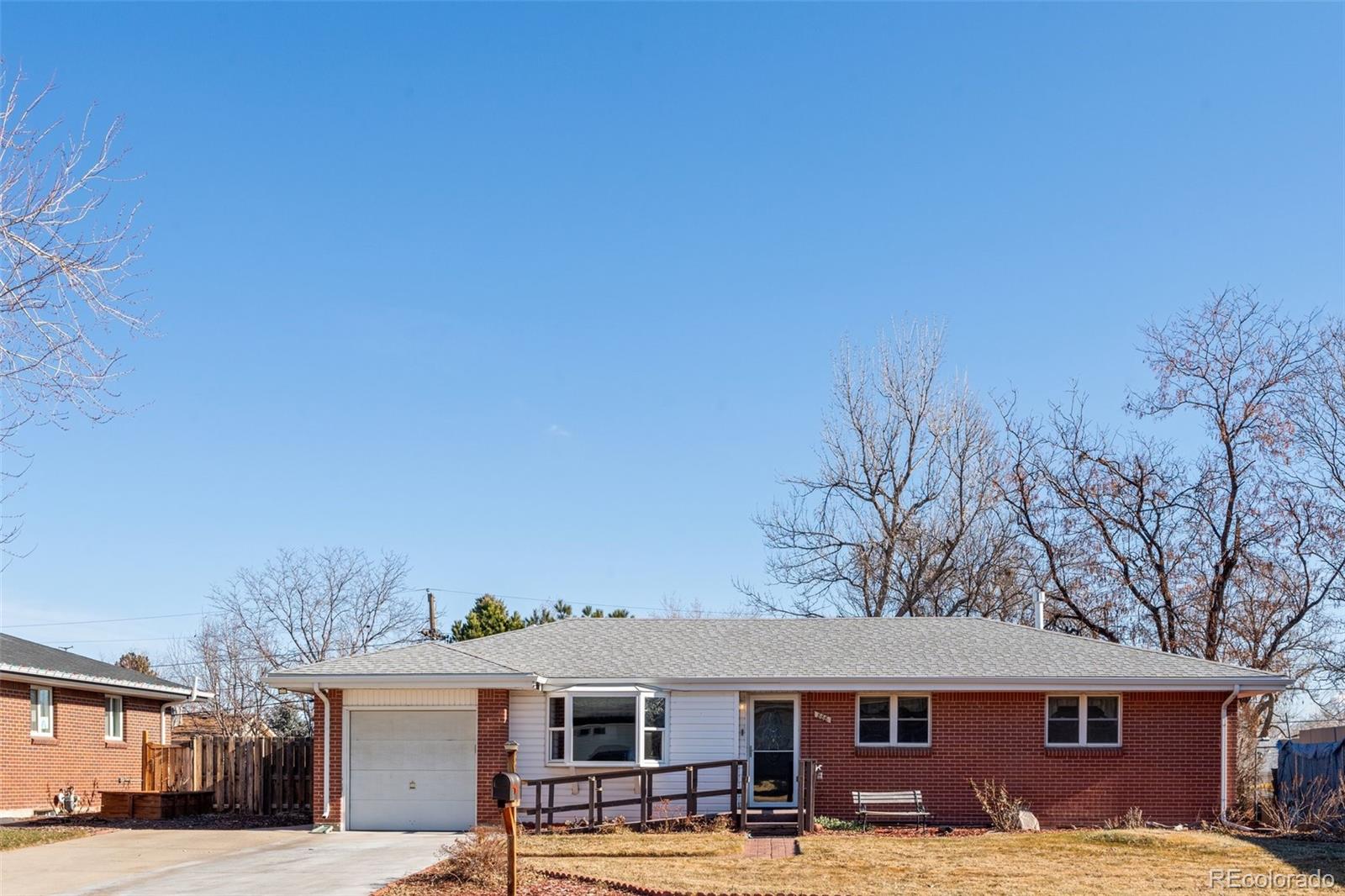 CMA Image for 888  Oak Street,Lakewood, Colorado