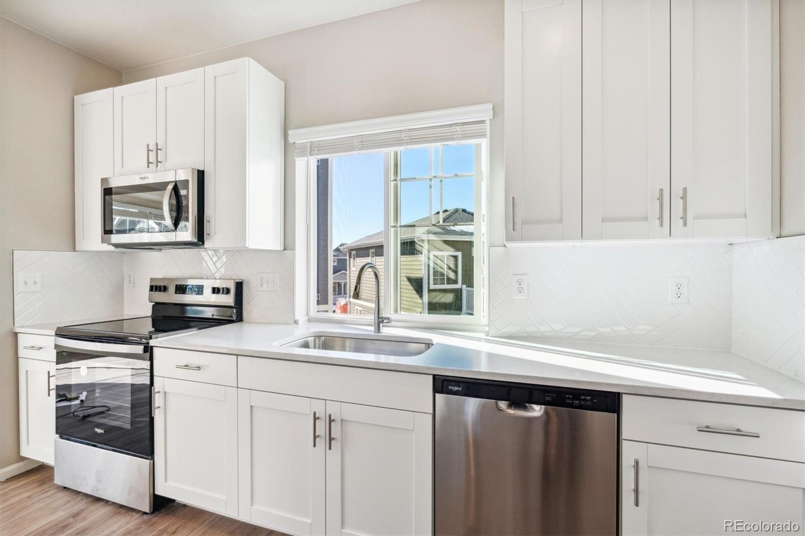 MLS Image #3 for 1224  sugarloaf lane,erie, Colorado
