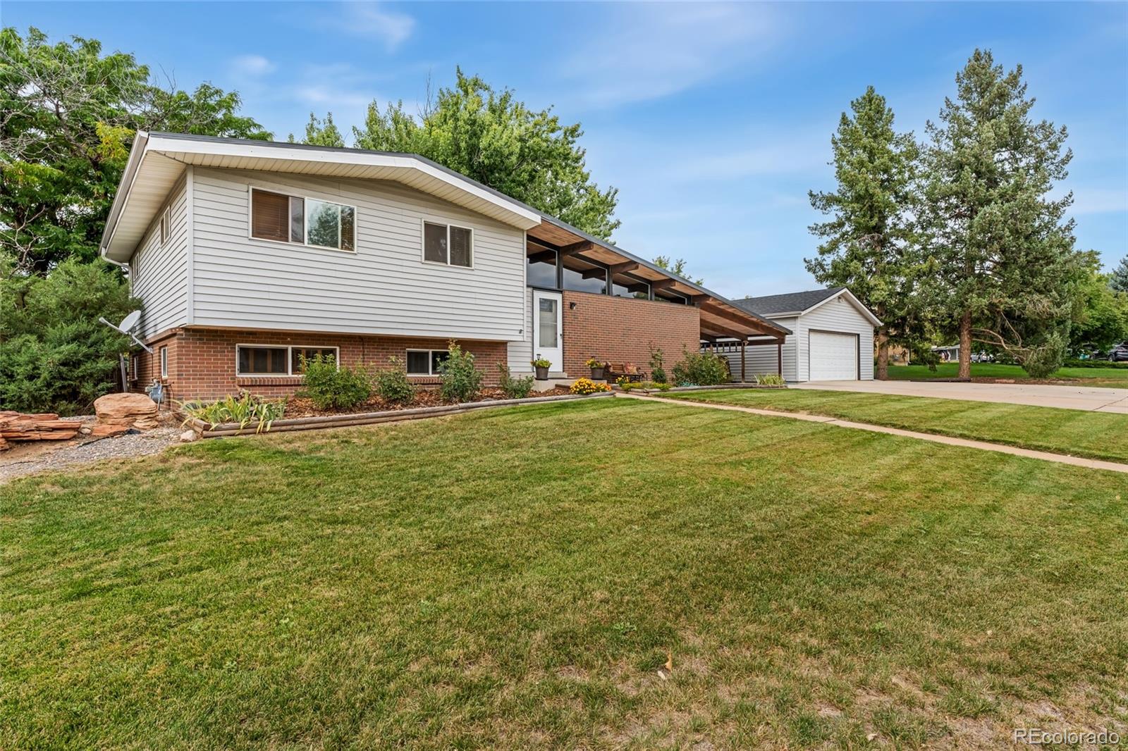 MLS Image #3 for 6875 s pennsylvania street,centennial, Colorado