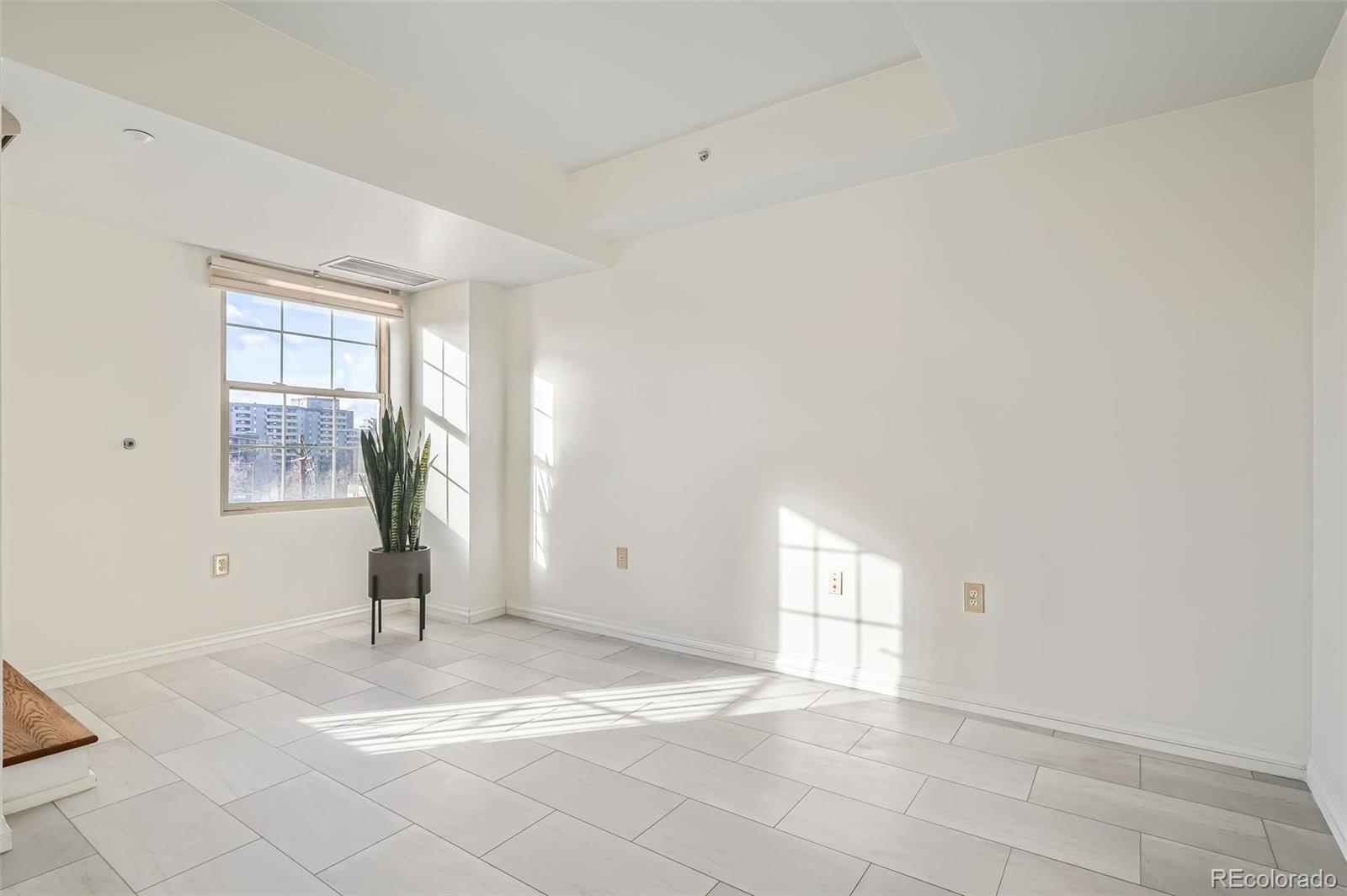 MLS Image #15 for 300 w 11th avenue,denver, Colorado