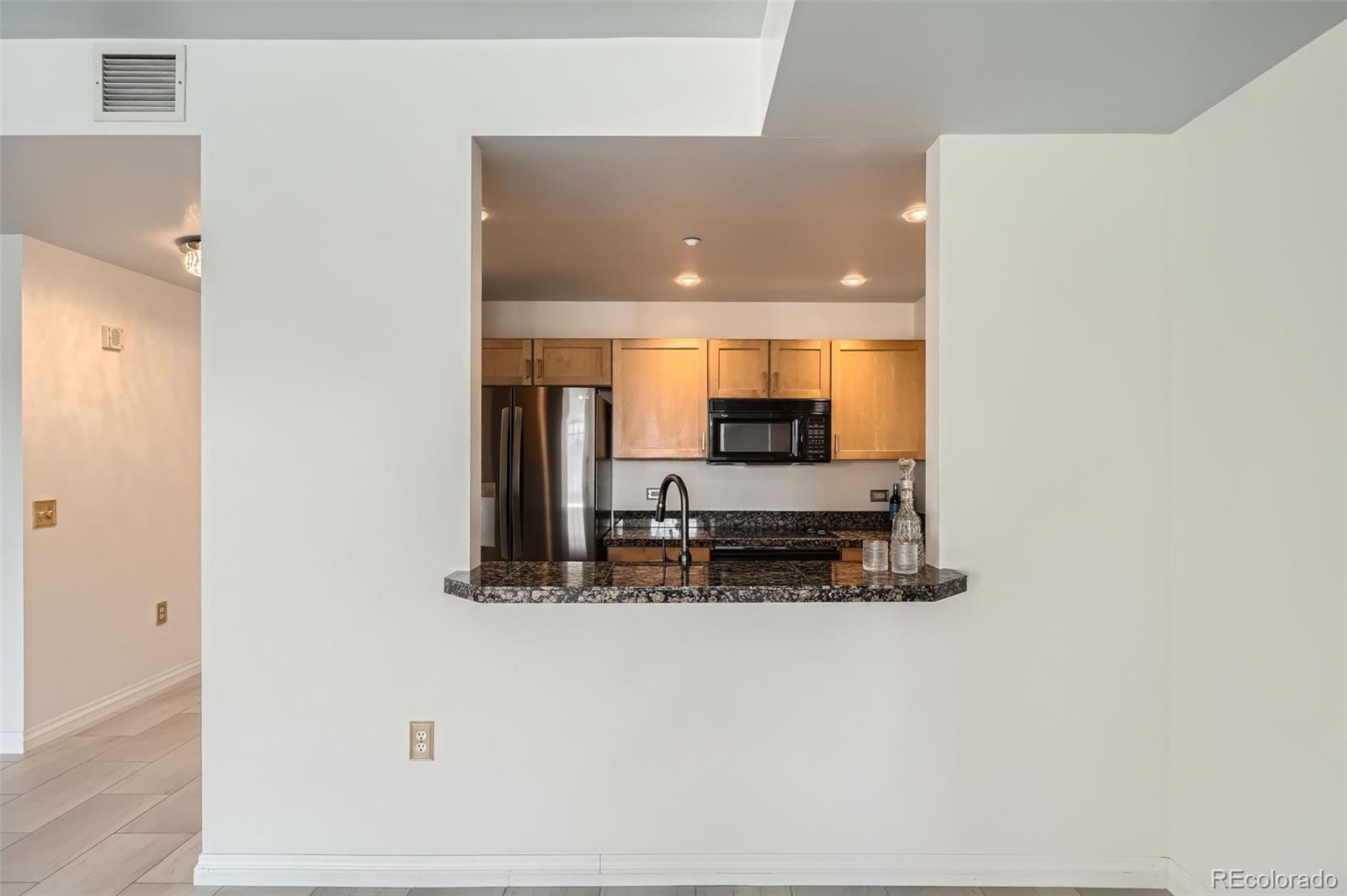 MLS Image #7 for 300 w 11th avenue,denver, Colorado