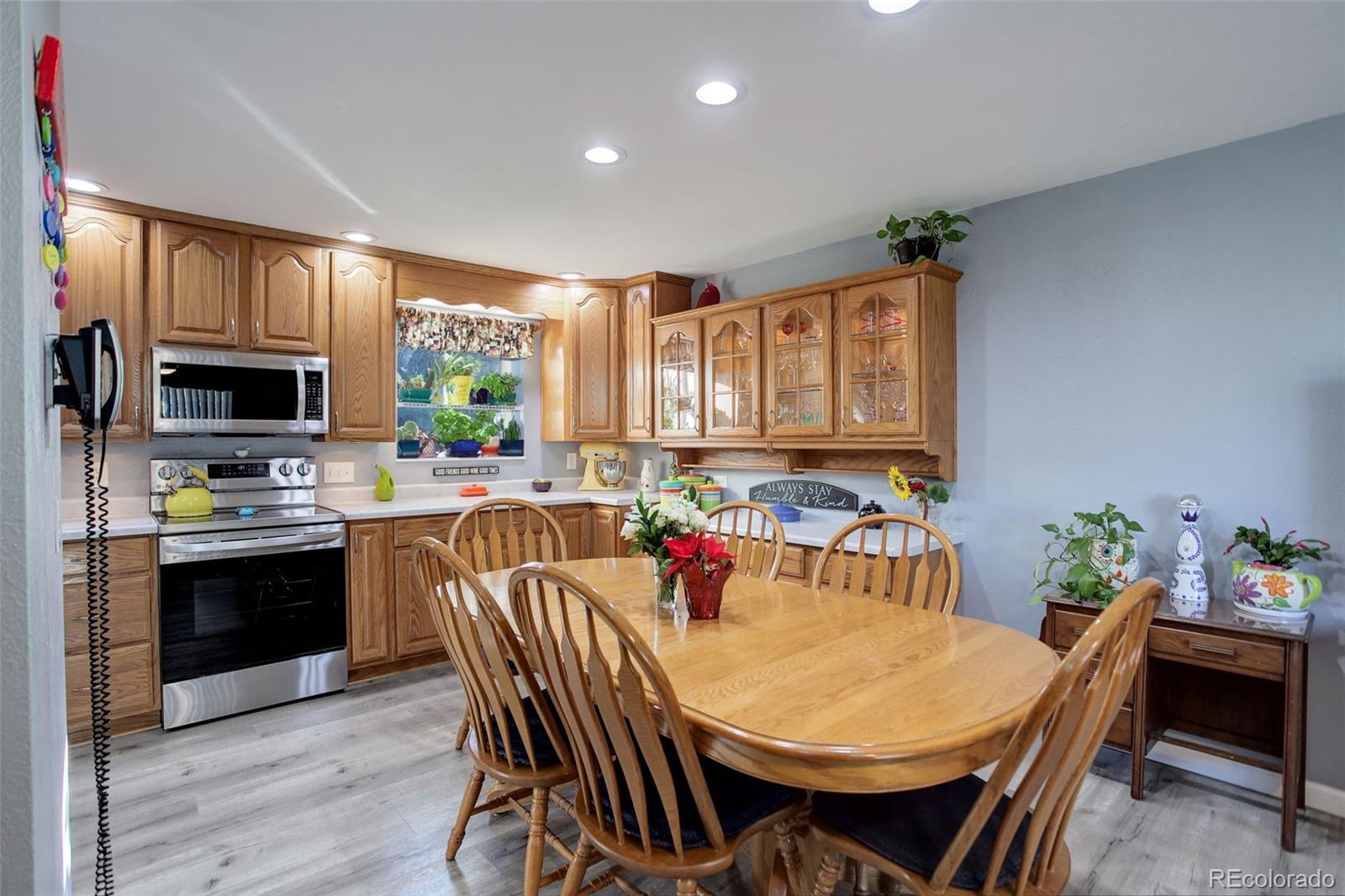 MLS Image #3 for 14696 e hawaii place,aurora, Colorado