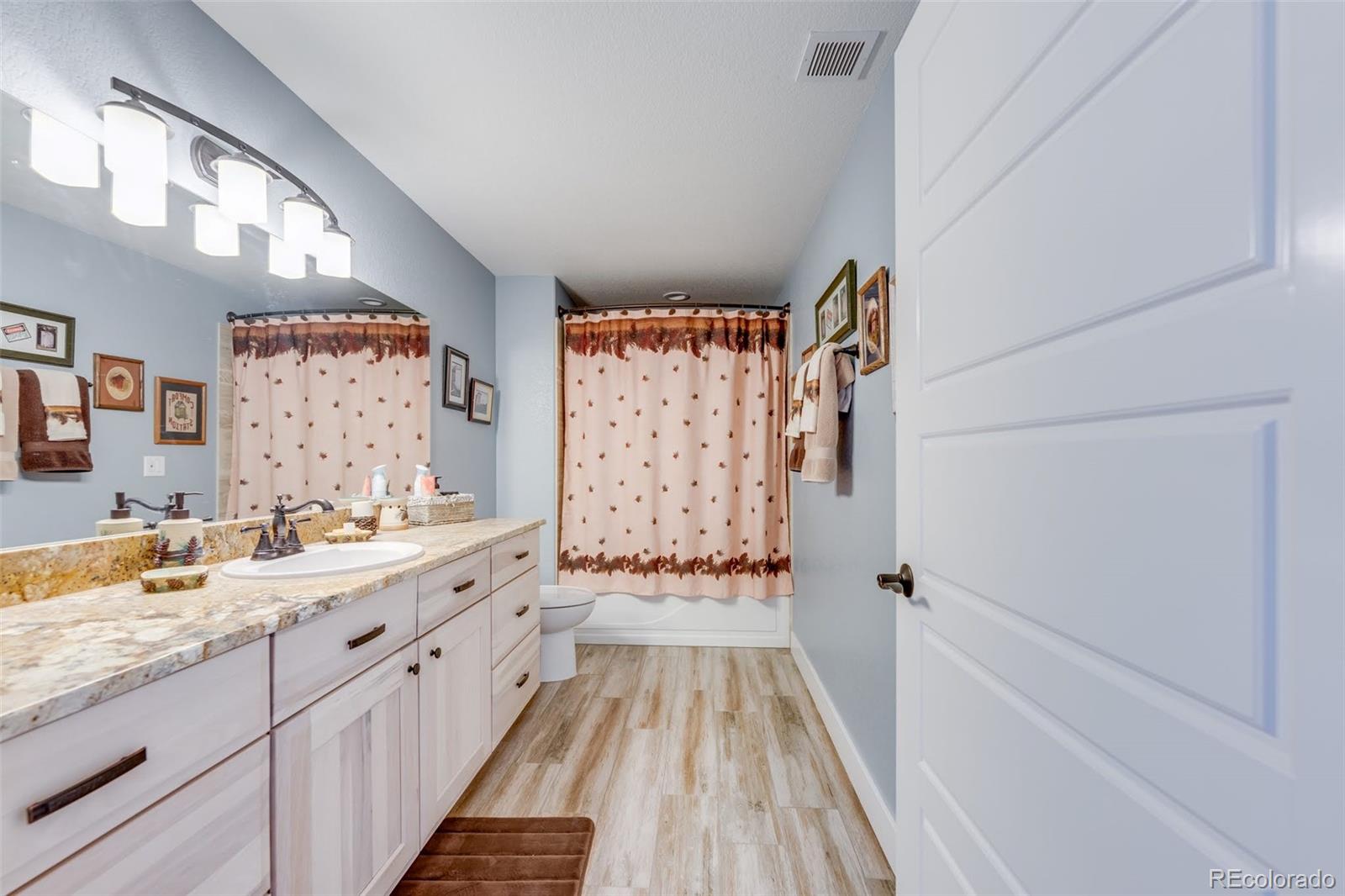 MLS Image #37 for 33001  oak way,trinidad, Colorado