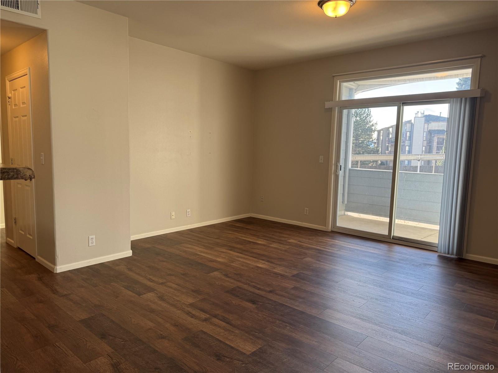 MLS Image #4 for 8500 e jefferson avenue 7a,denver, Colorado