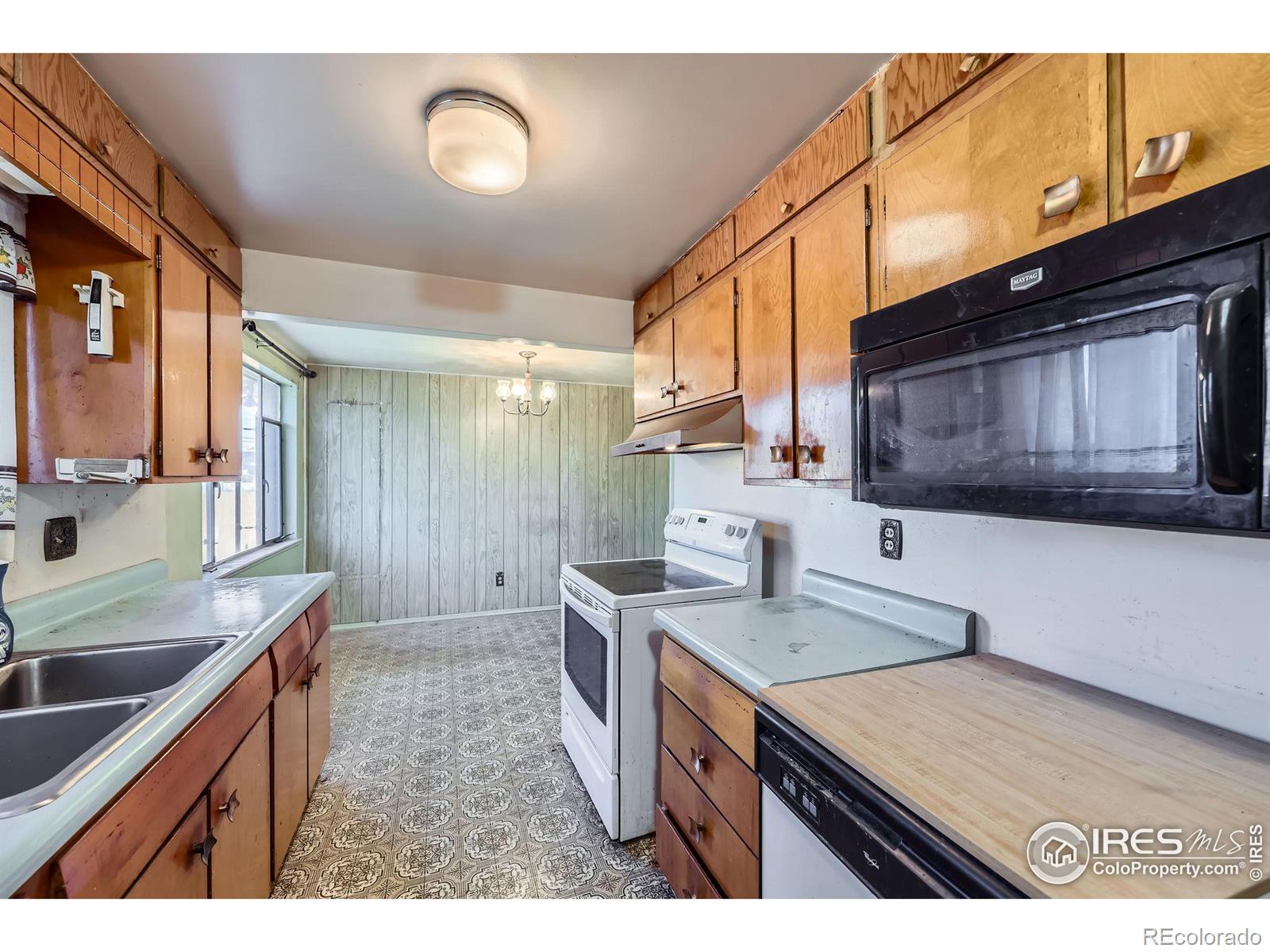 MLS Image #10 for 1641 s sheridan boulevard,lakewood, Colorado