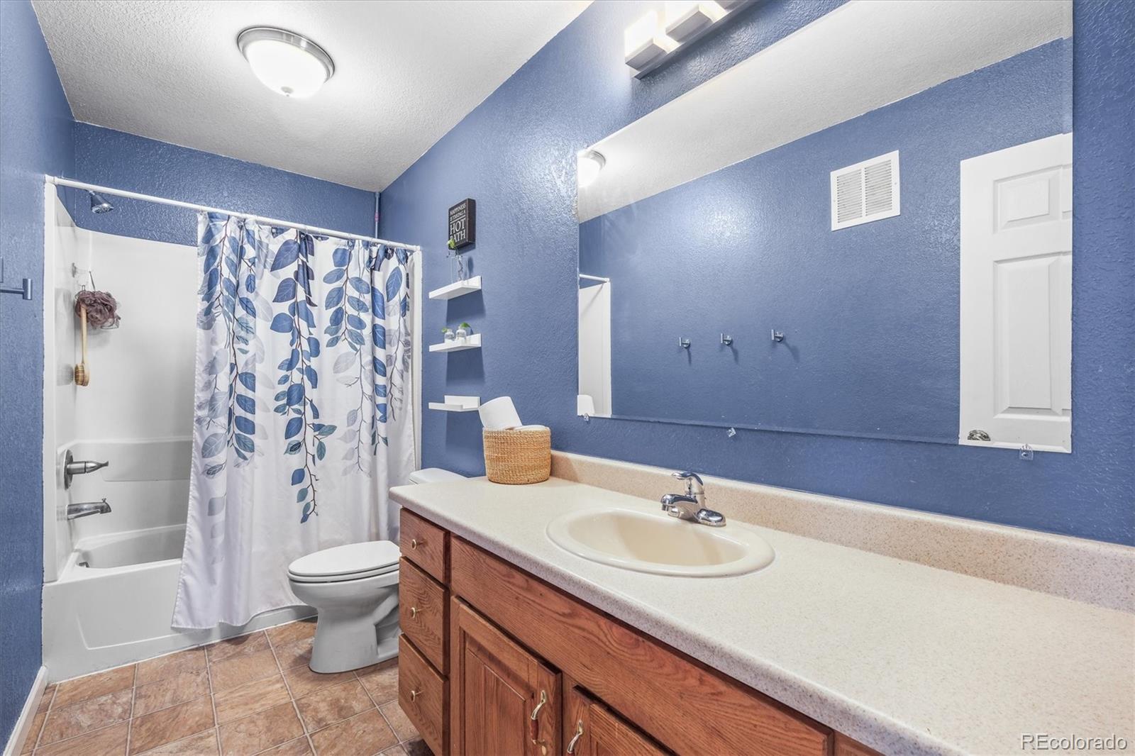 MLS Image #19 for 520  glen ayre street,dacono, Colorado