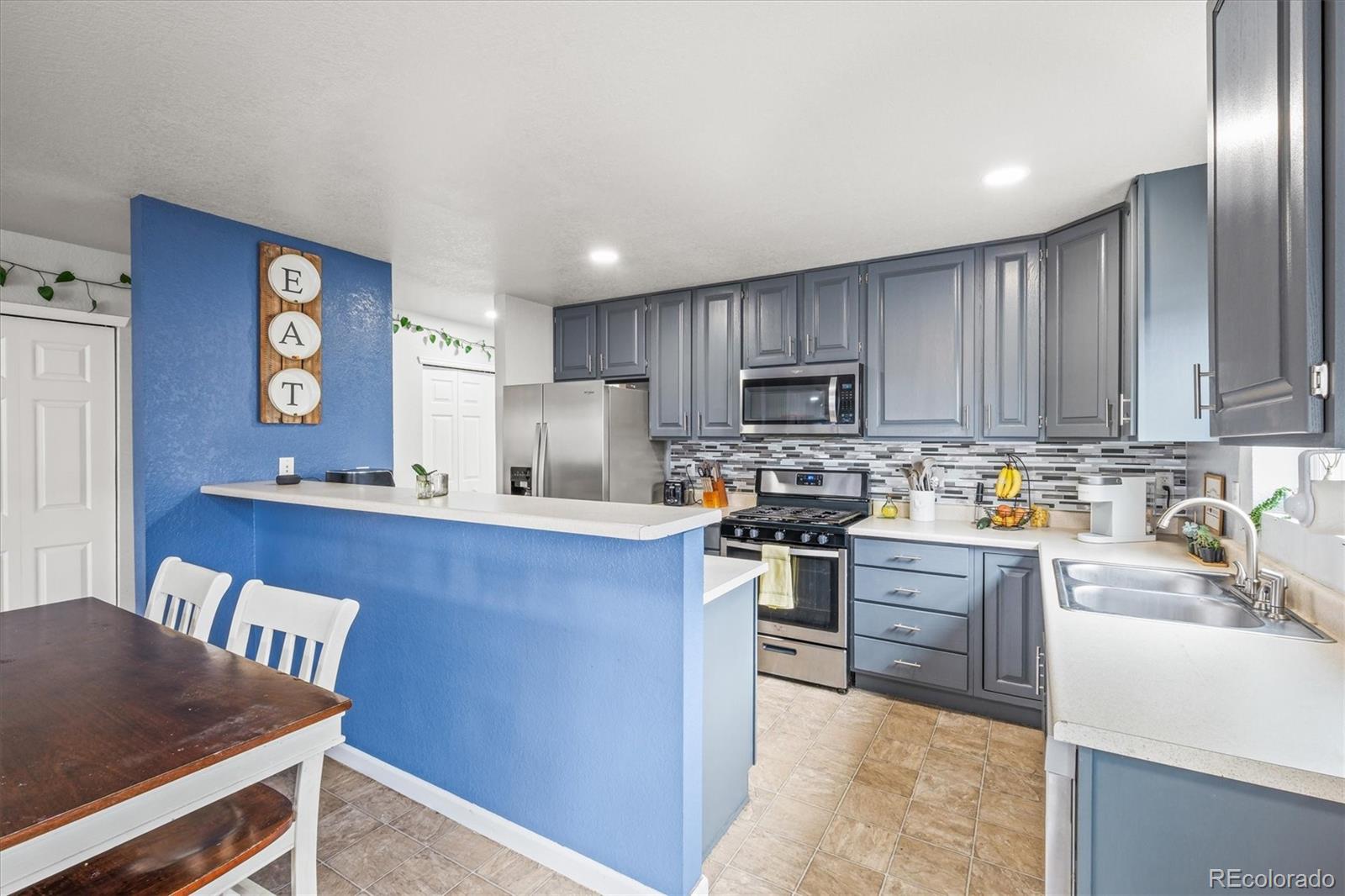 MLS Image #9 for 520  glen ayre street,dacono, Colorado