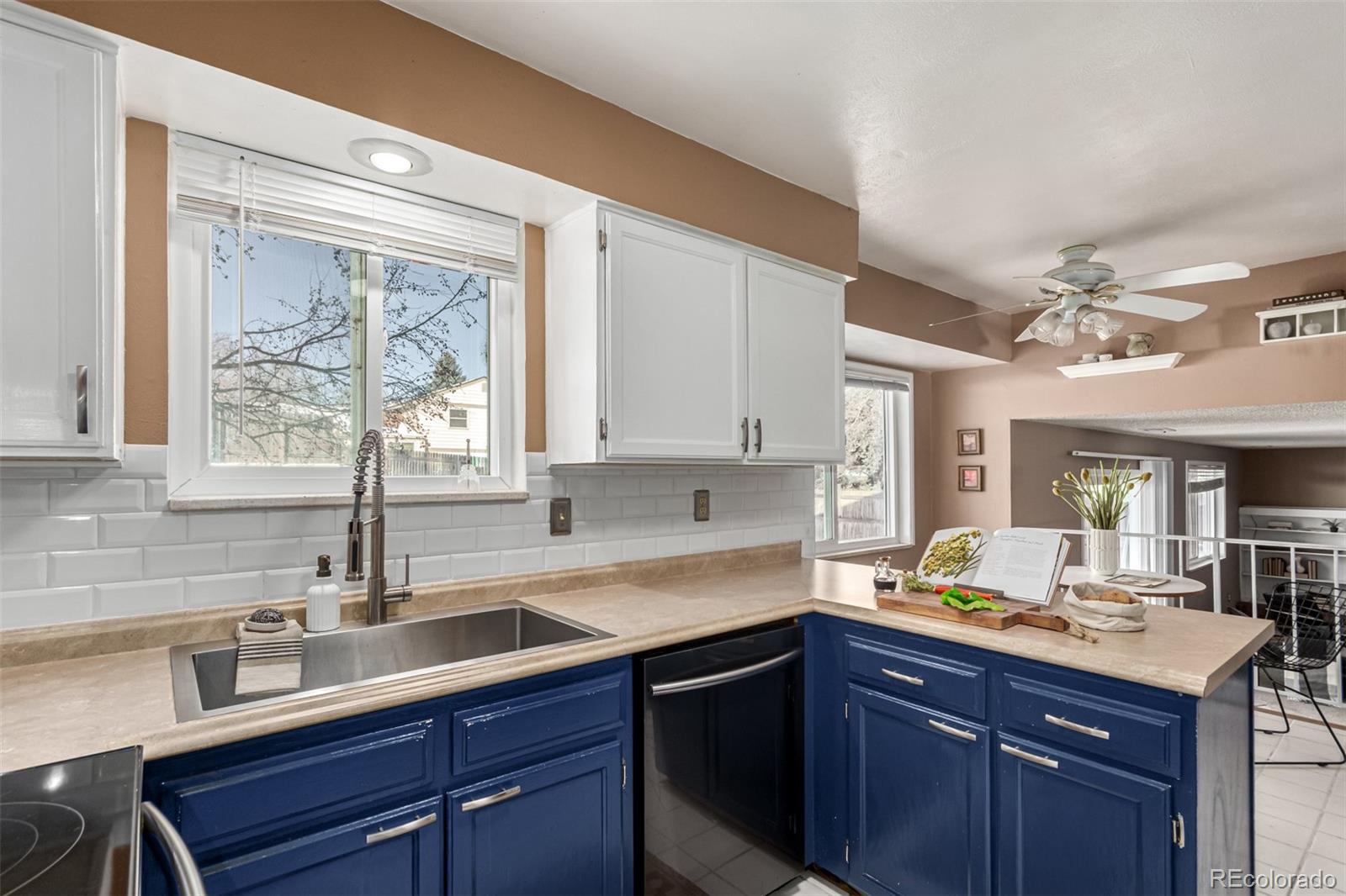 MLS Image #10 for 8081  johnson street,arvada, Colorado