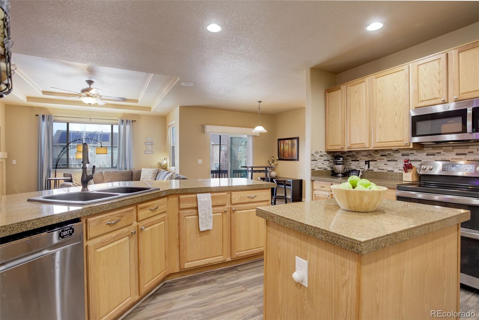 MLS Image #12 for 7613 e 121st drive,thornton, Colorado