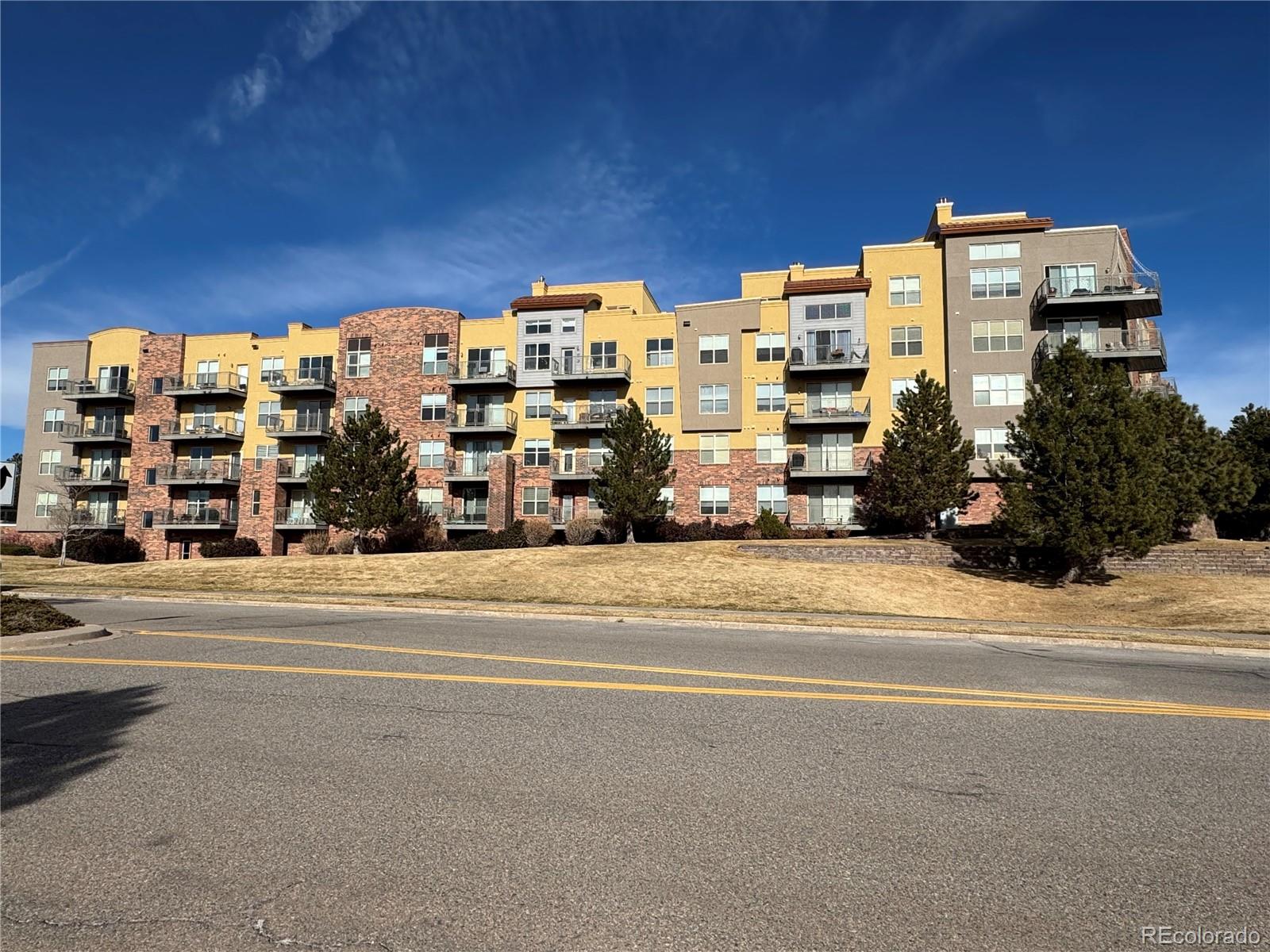 MLS Image #6 for 9019 e panorama circle,englewood, Colorado