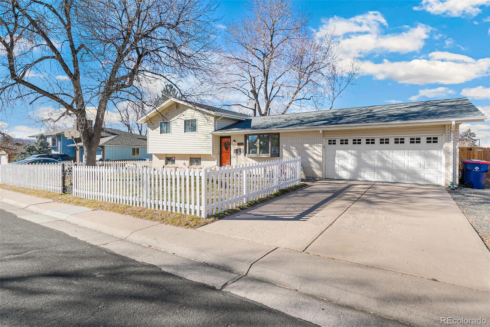 MLS Image #1 for 6673 s buffalo drive,littleton, Colorado