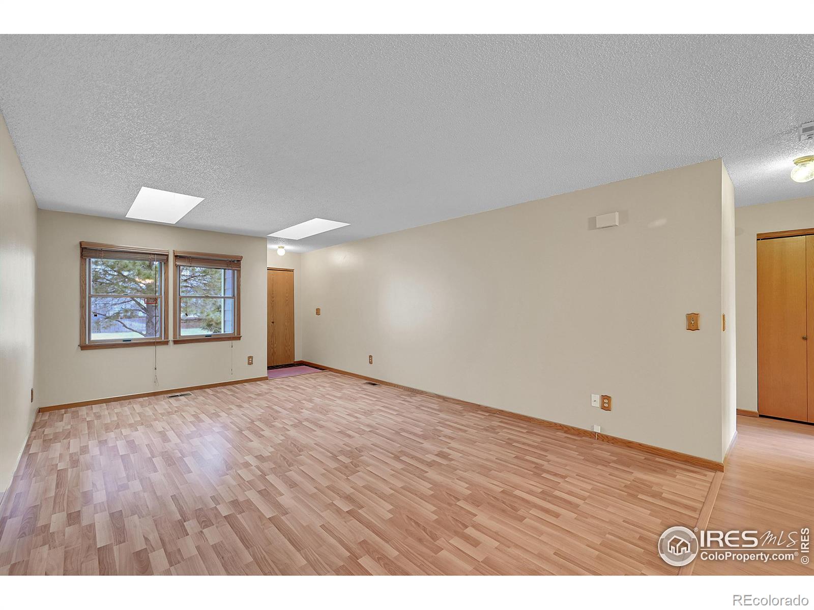 MLS Image #4 for 213 e 42nd street,loveland, Colorado