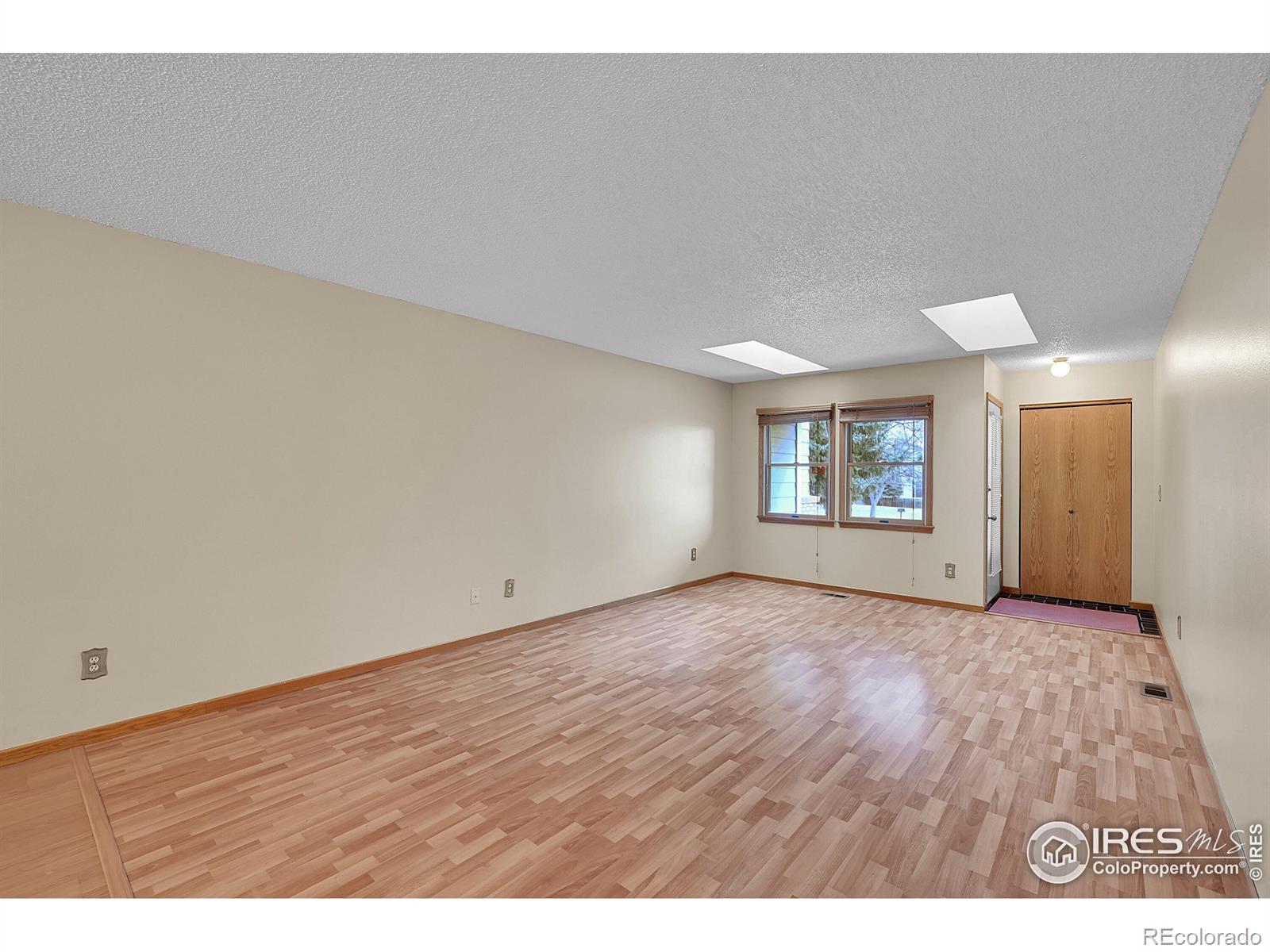 MLS Image #5 for 213 e 42nd street,loveland, Colorado