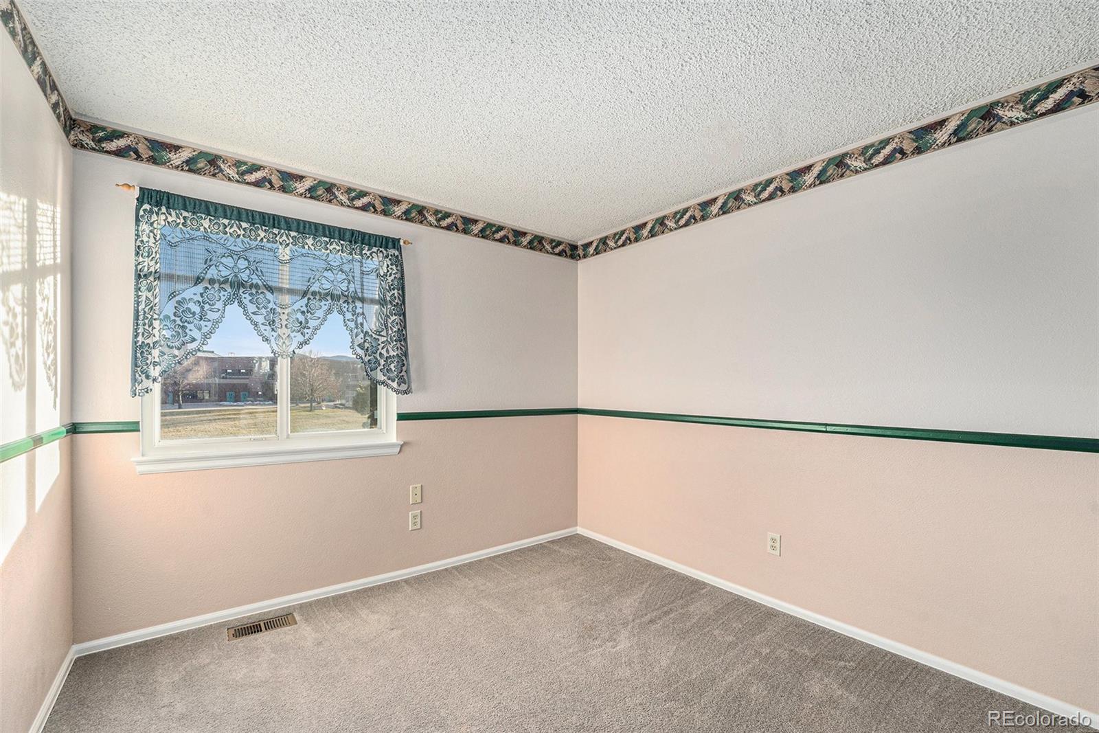 MLS Image #16 for 11856 w maplewood avenue,littleton, Colorado