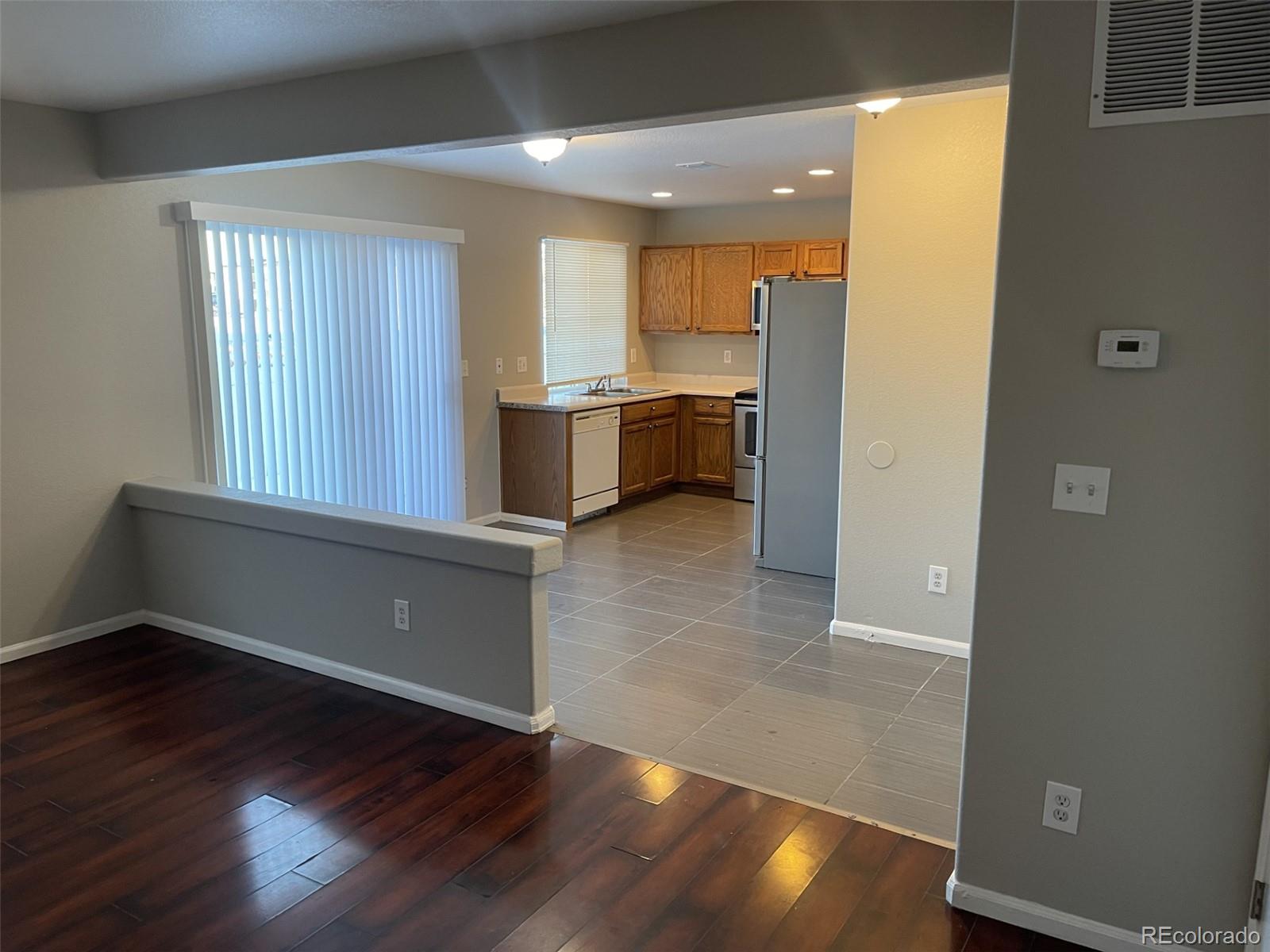 MLS Image #2 for 21459  randolph place,denver, Colorado