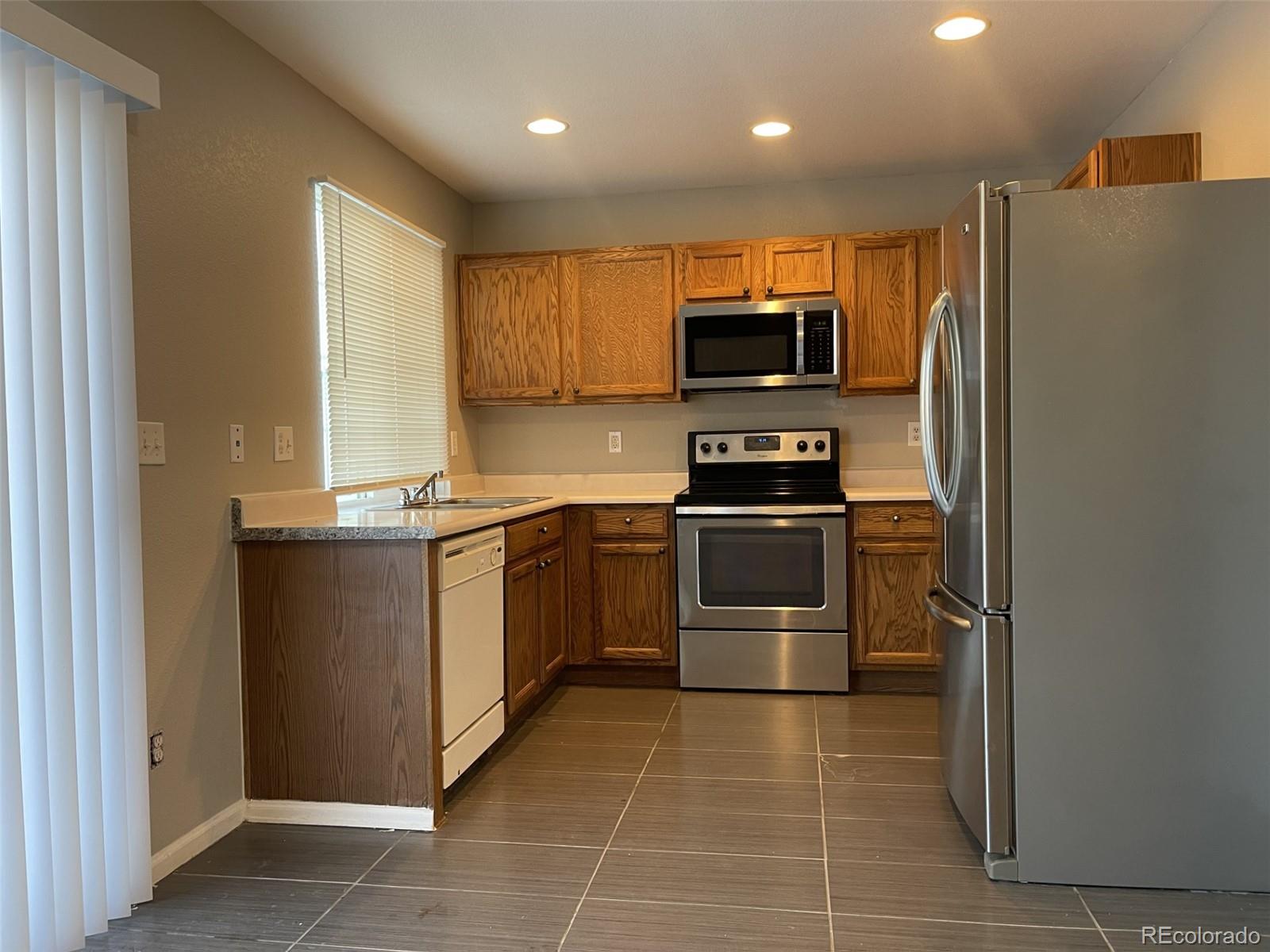 MLS Image #4 for 21459  randolph place,denver, Colorado