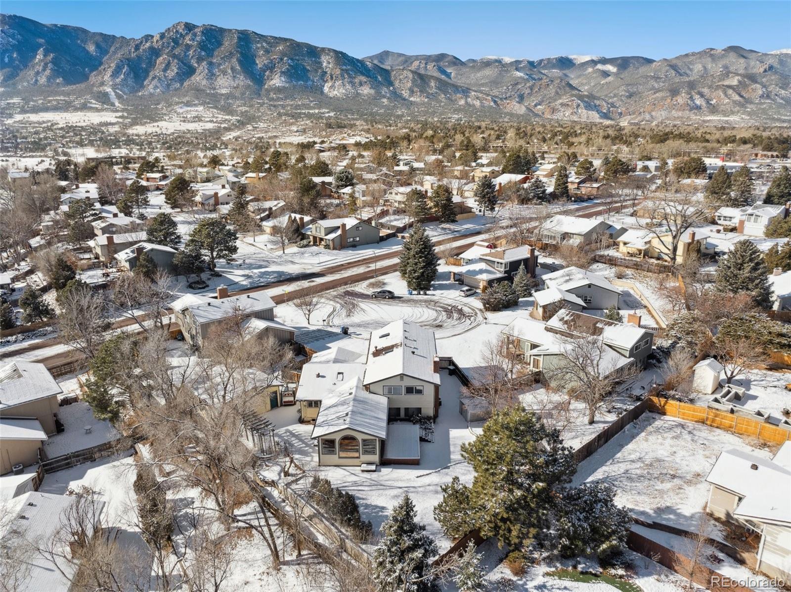 MLS Image #2 for 580 e cheyenne mountain boulevard,colorado springs, Colorado