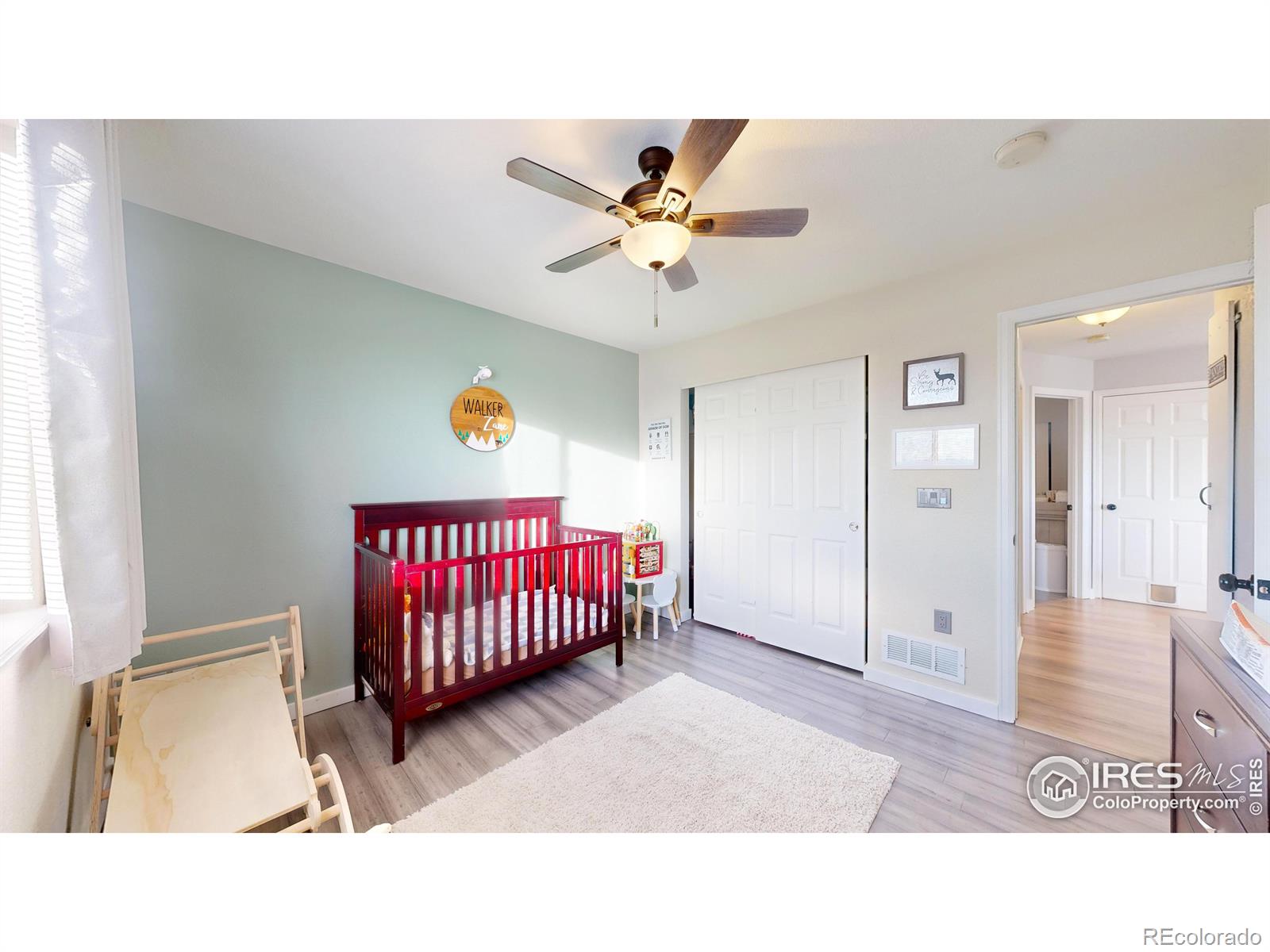 MLS Image #11 for 8208  clayton court,denver, Colorado