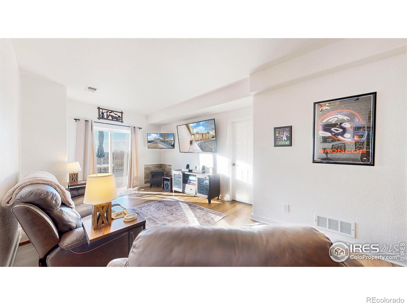 MLS Image #18 for 8208  clayton court,denver, Colorado