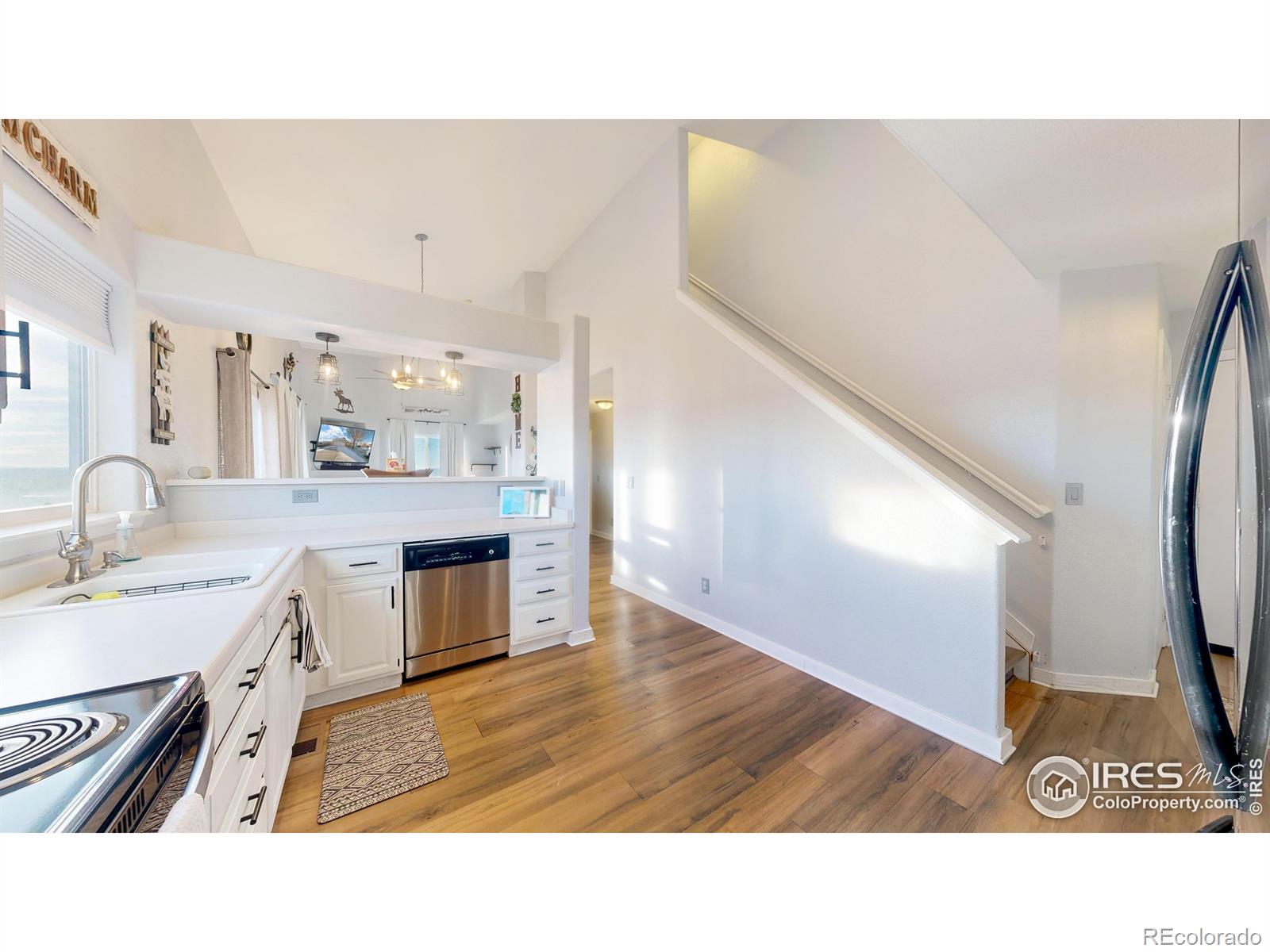 MLS Image #7 for 8208  clayton court,denver, Colorado