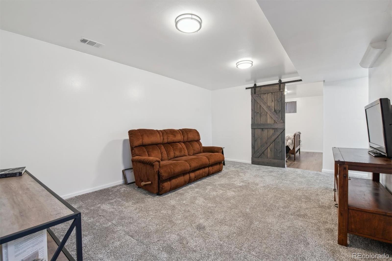 MLS Image #16 for 2594 s tennyson way,denver, Colorado